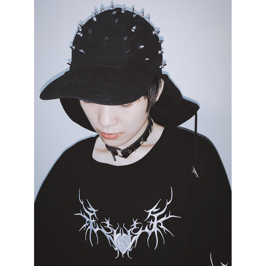 STUDDED CAP