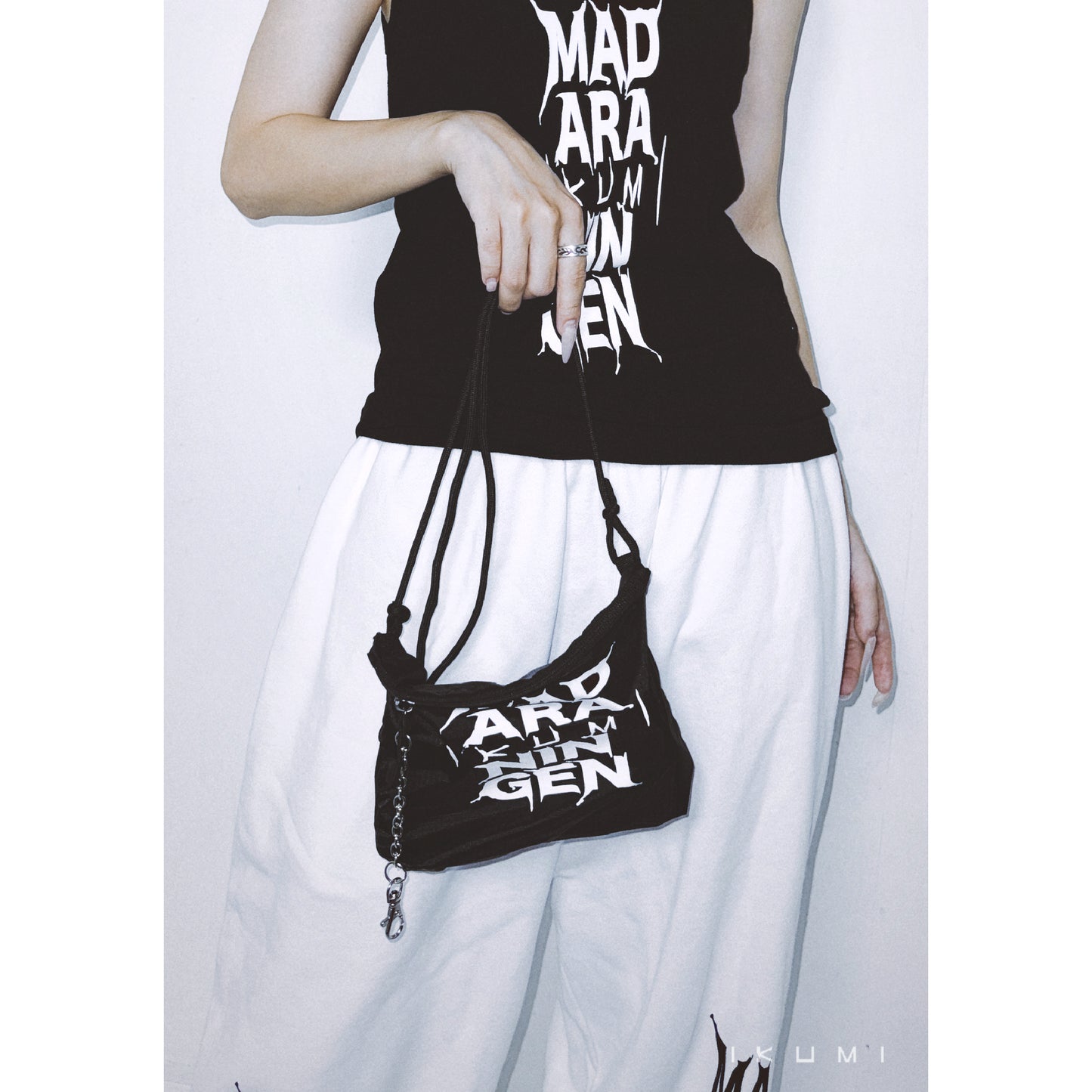 IKUMI×MADARANINGEN MINI BAG