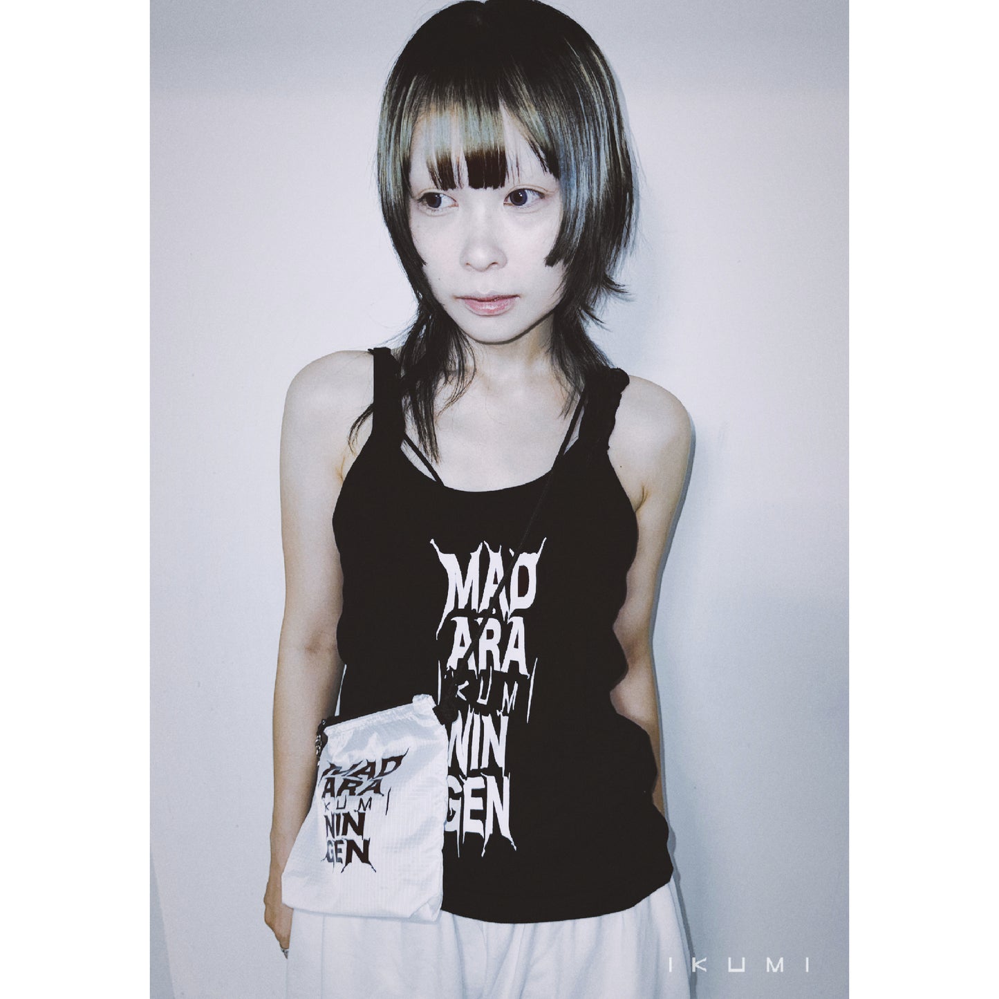 IKUMI×MADARANINGEN BizzareLOGO Camisole