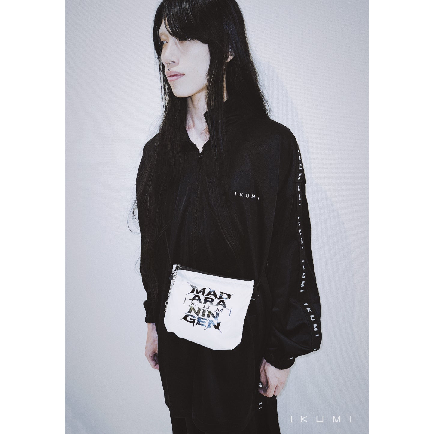 IKUMI×MADARANINGEN MINI BAG