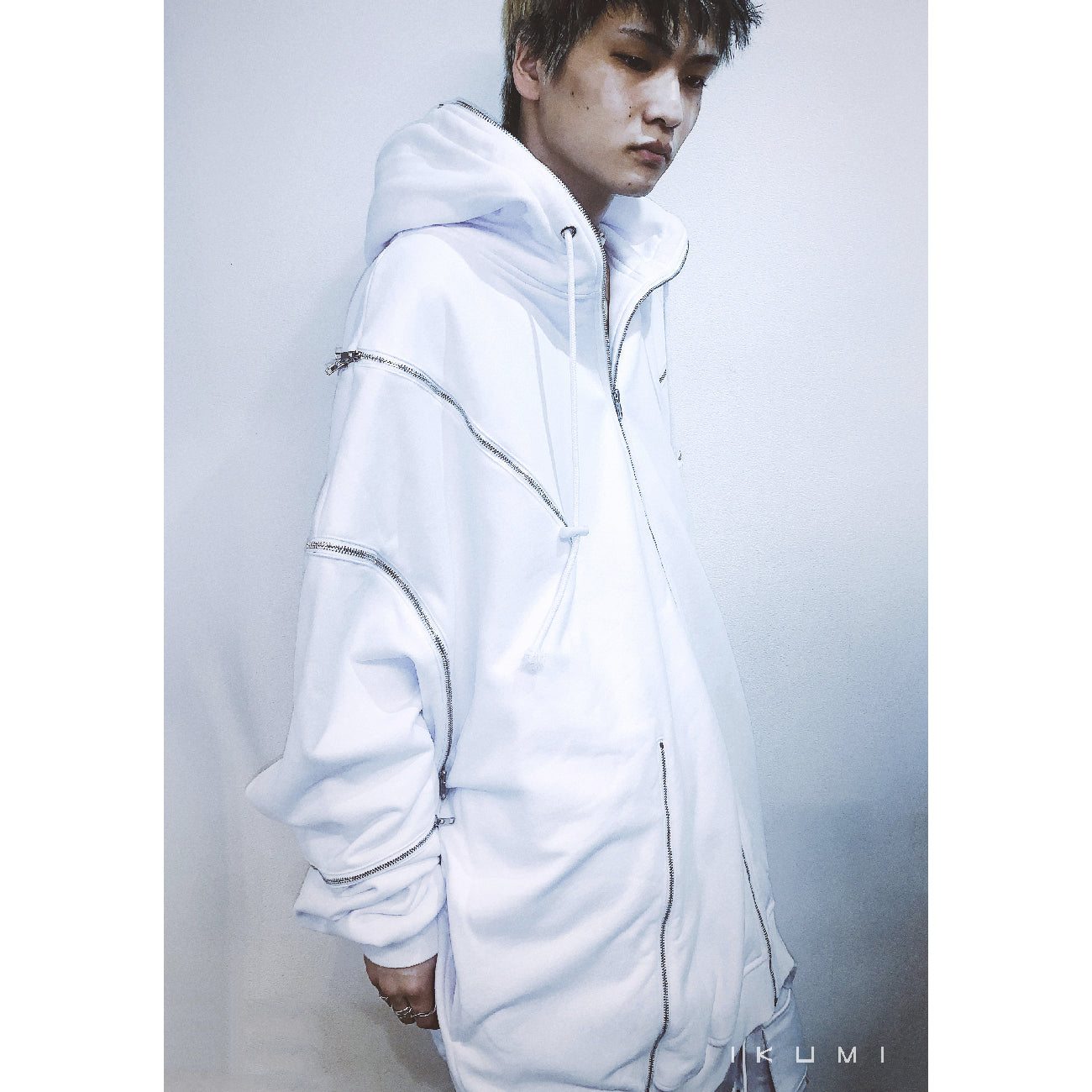 BIG ZIPS HOODIE