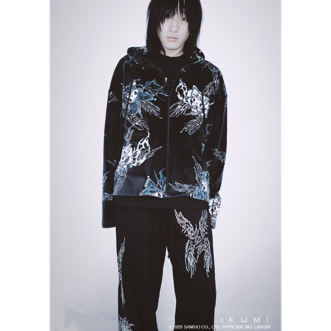 KUROMI×IKUMI FREECE HOODIE