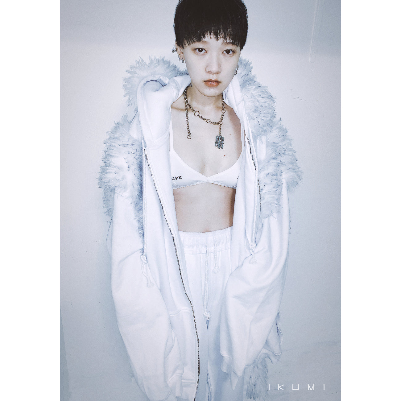 FUR BIG ZIP HOODIE