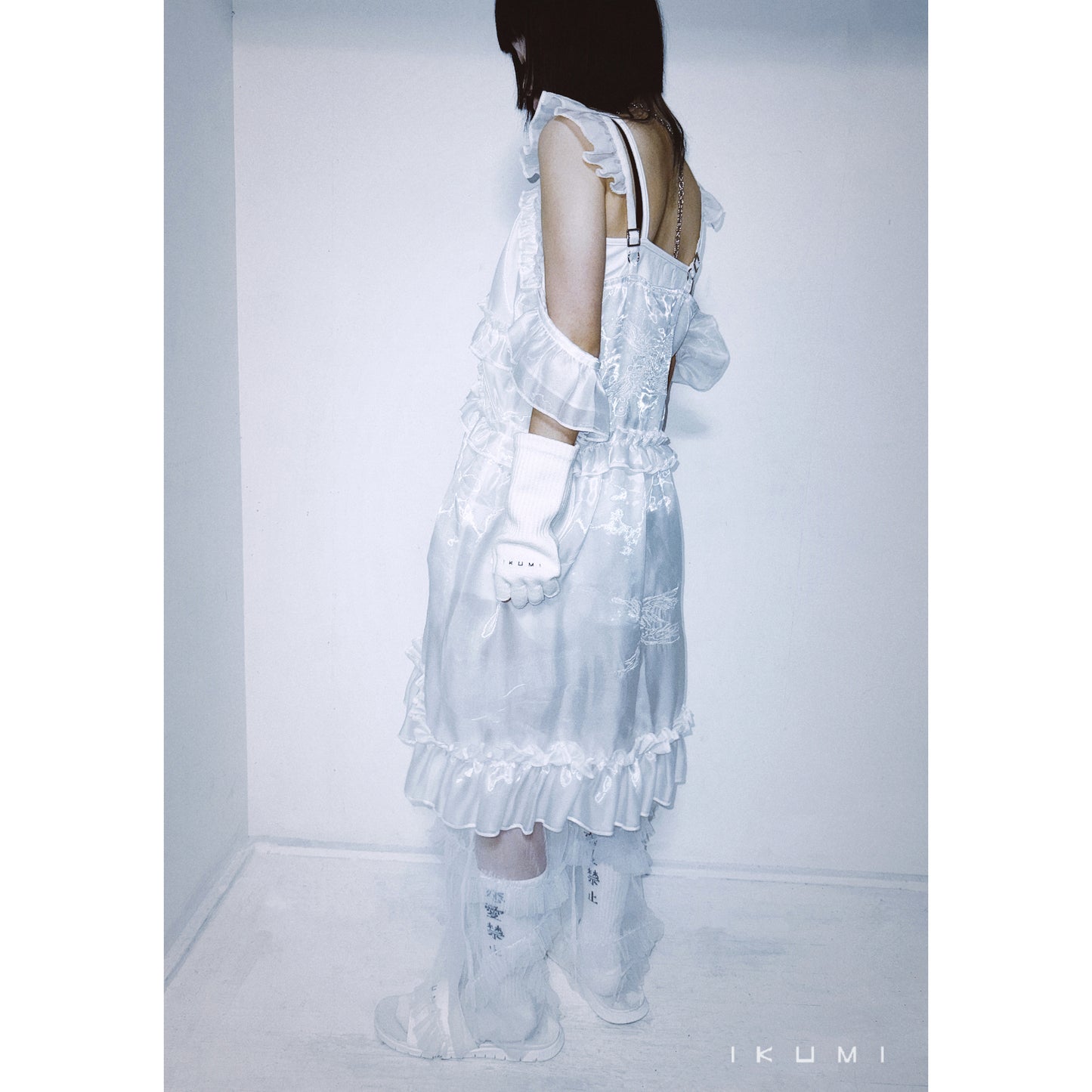OFF SHOULDER SMOKE DRESS