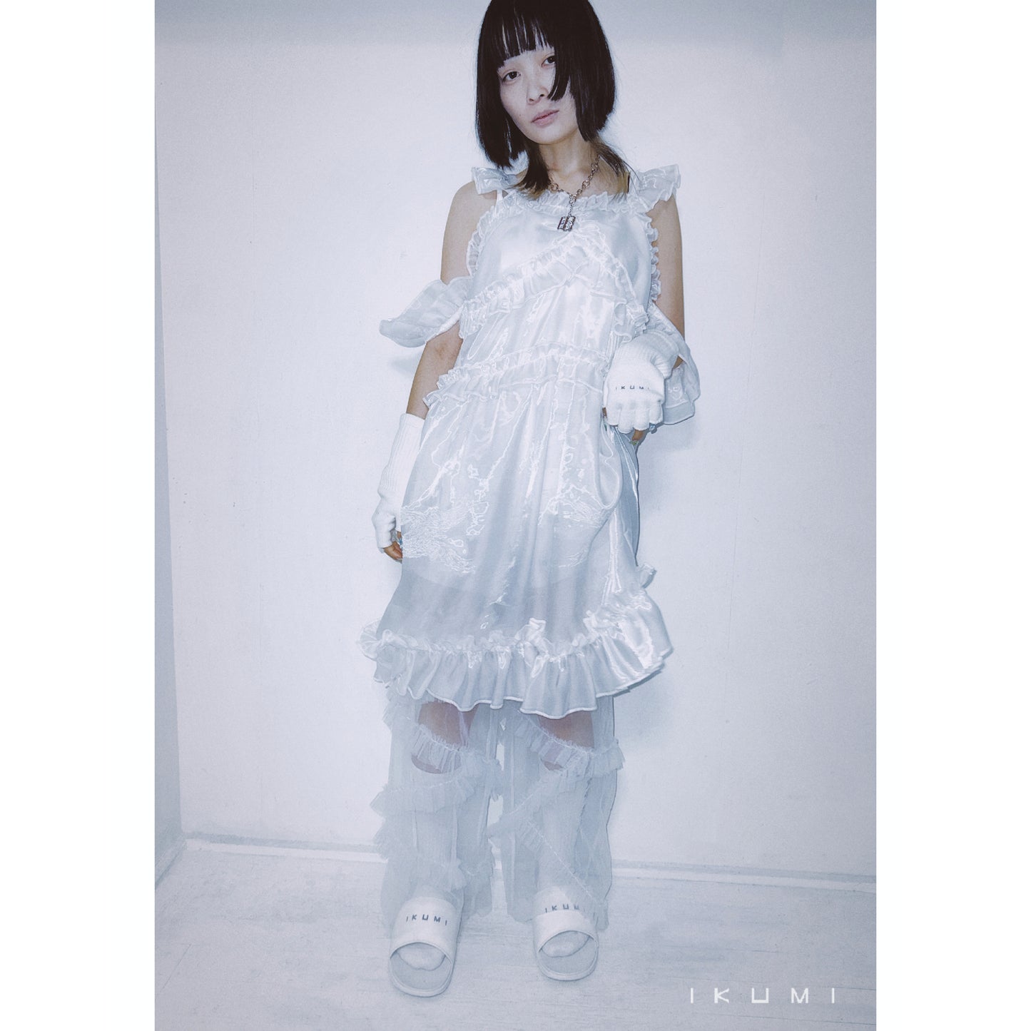 OFF SHOULDER SMOKE DRESS