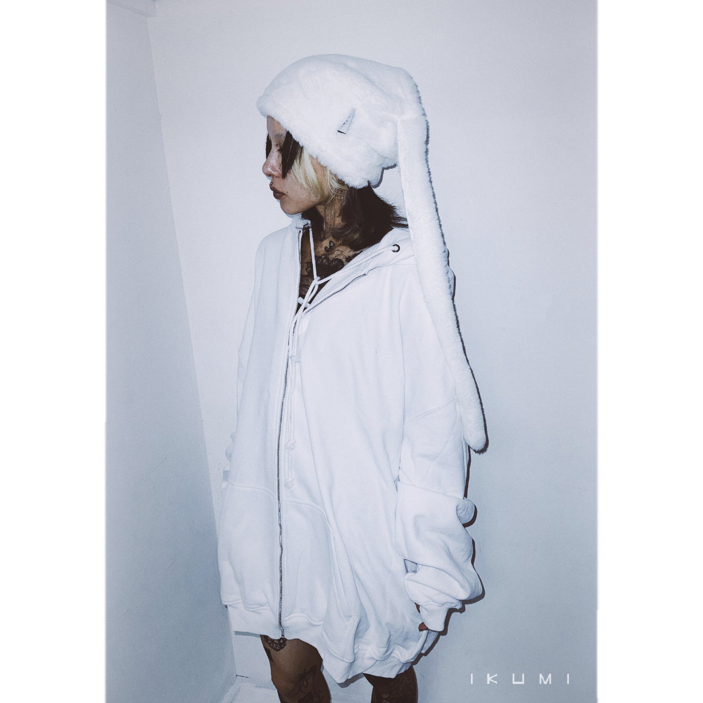 SHORT FUR CAP