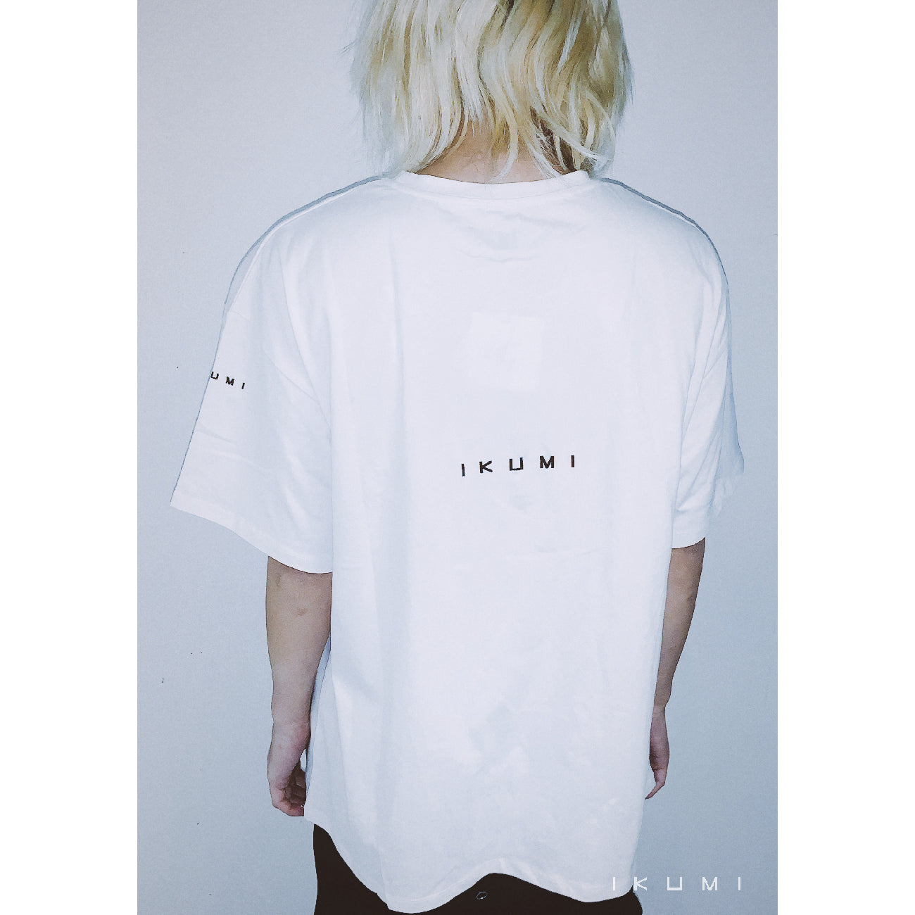 IKUMI BICOLOR LOGO T