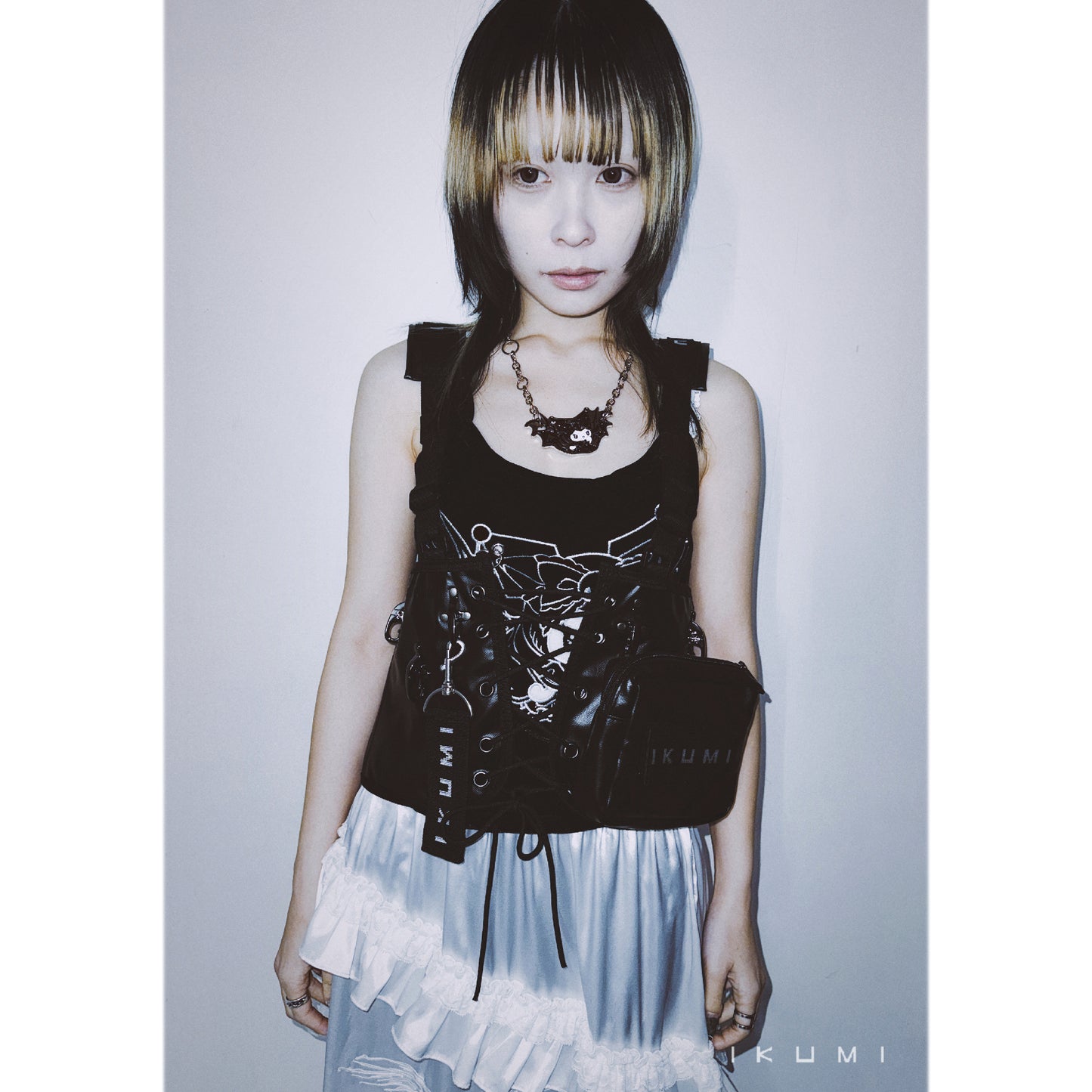 IKUMI CORSET BAG