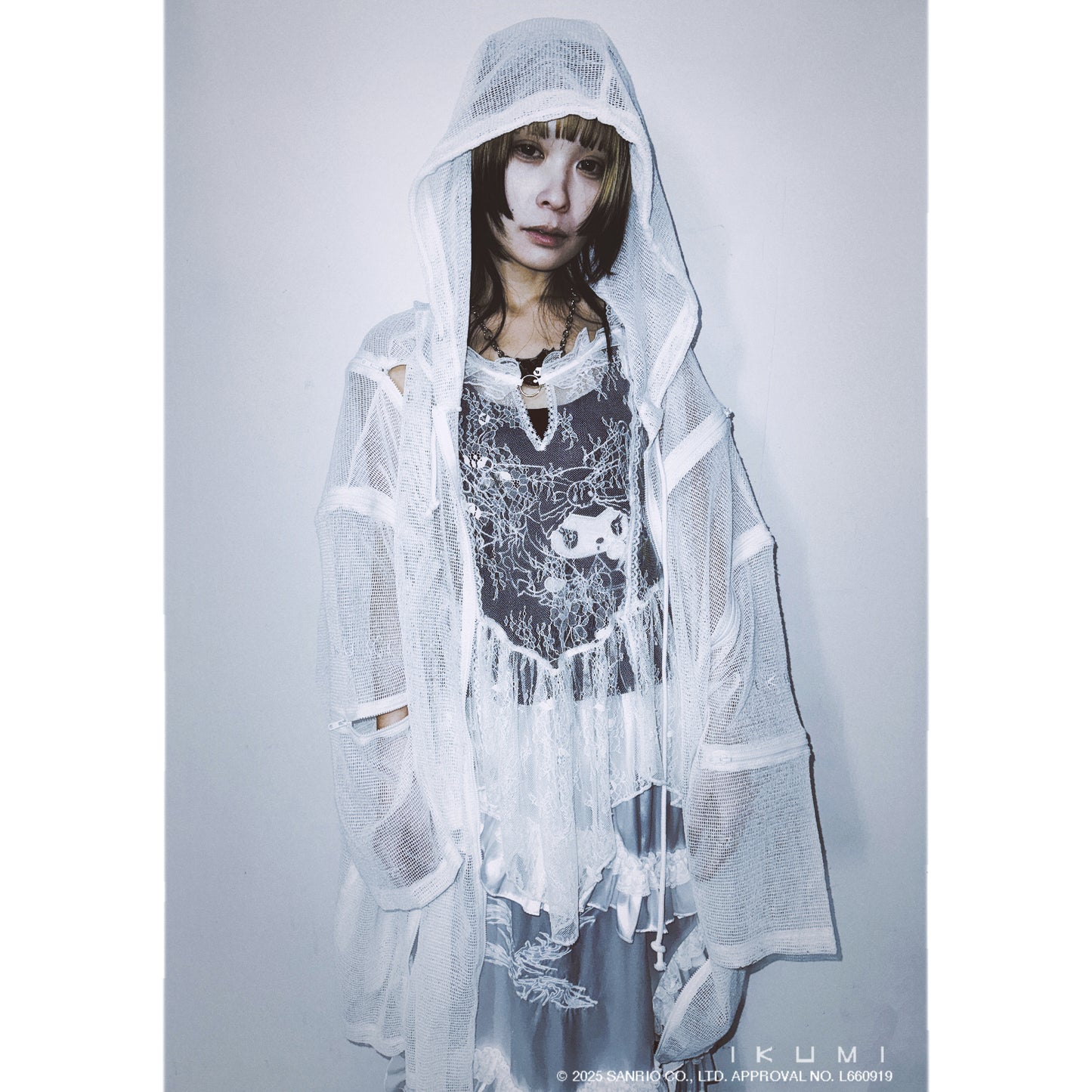 IKUMI MESH HOODIE