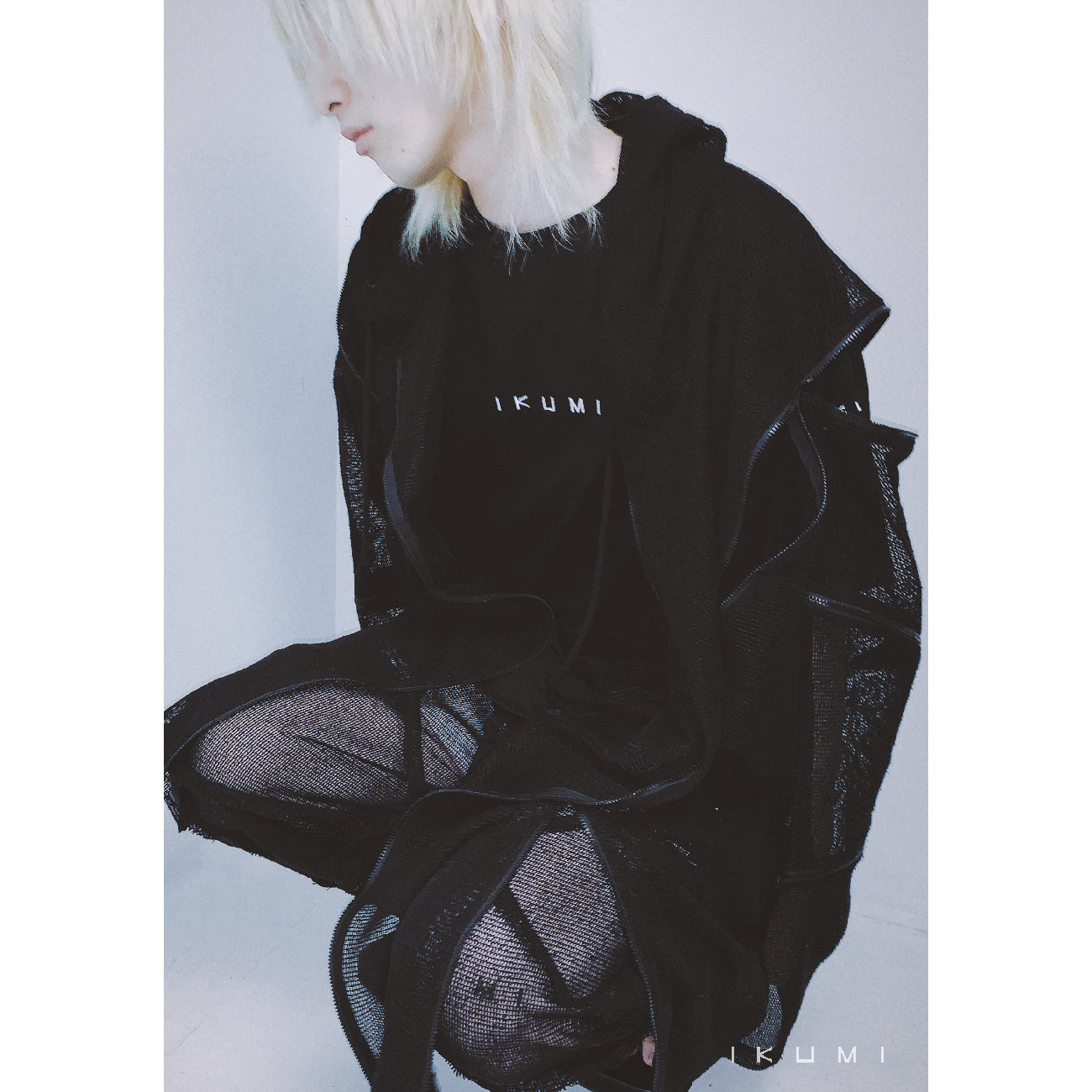 IKUMI BICOLOR LOGO T