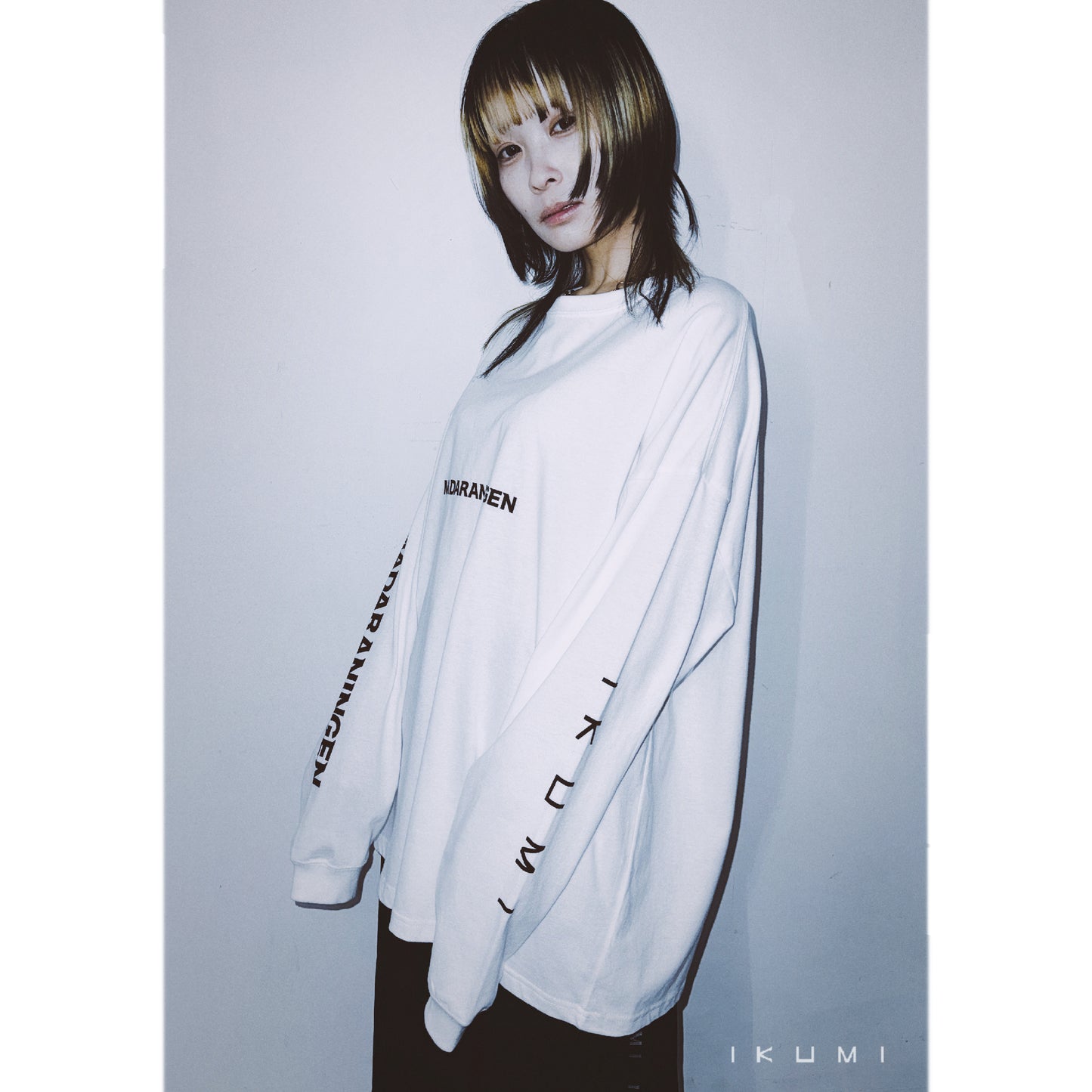 IKUMI×MADARANINGEN Sinple LOGO Long sleeve t-shirt