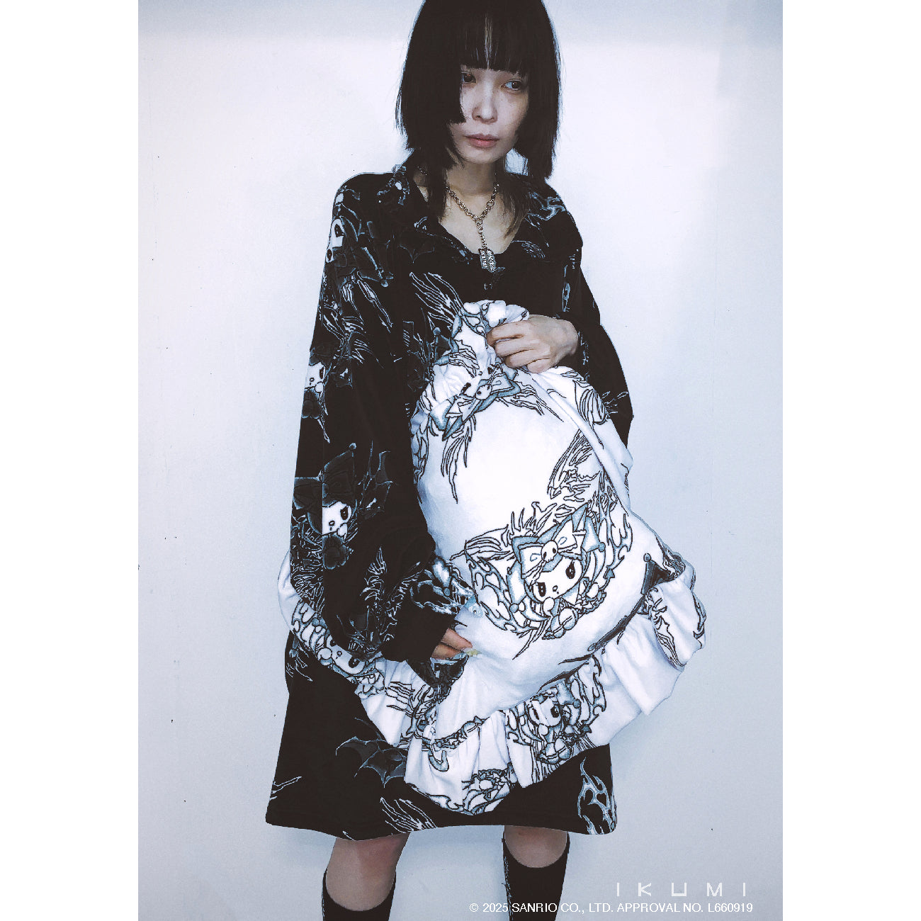 KUROMI×IKUMI CUSHION COVER