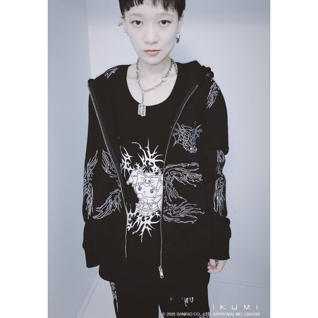 KUROMI×IKUMI HOODIE