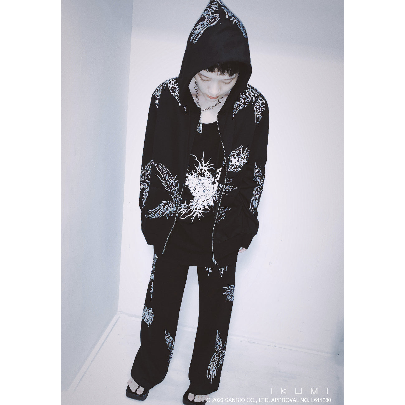 KUROMI×IKUMI HOODIE