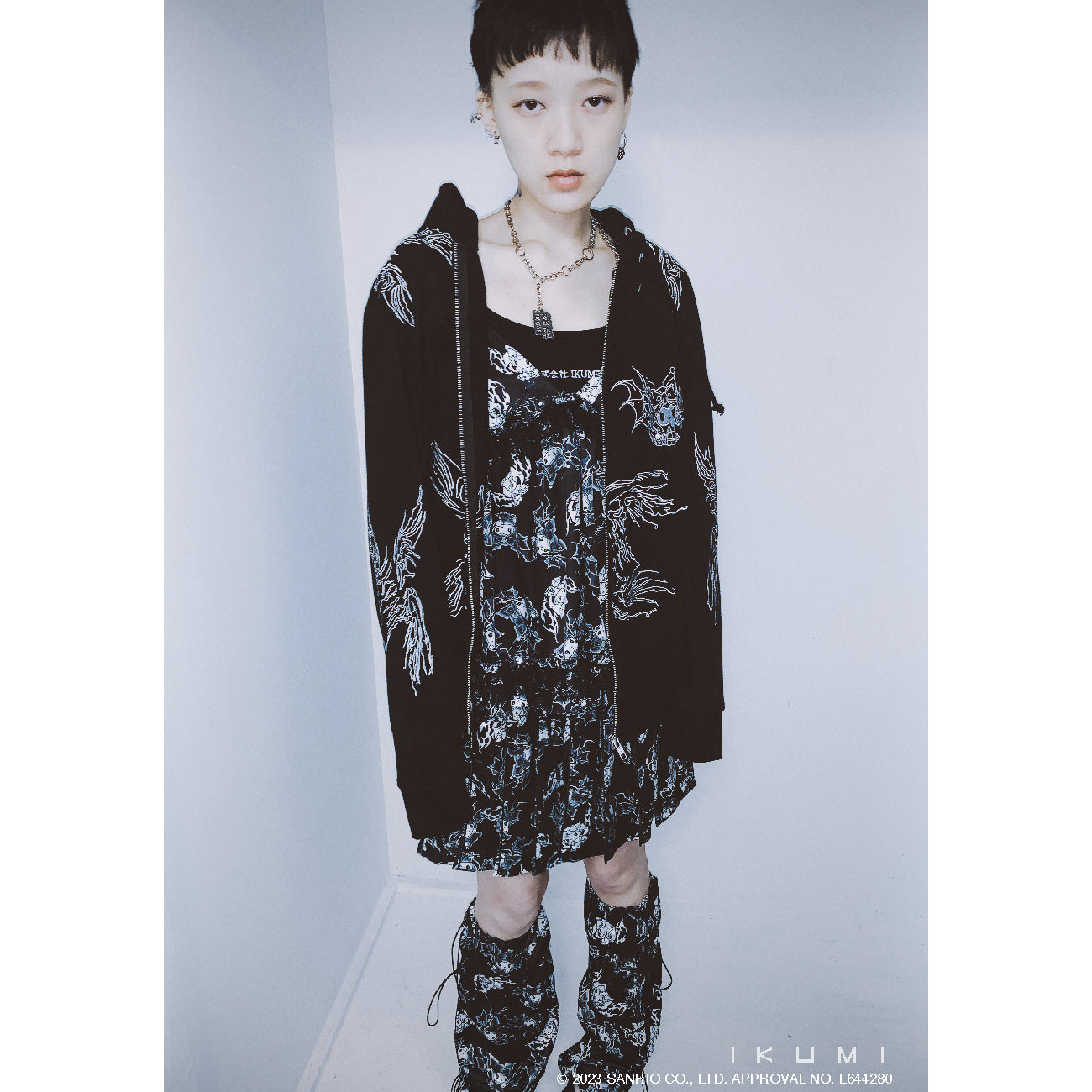 KUROMI×IKUMI MINI SKIRT