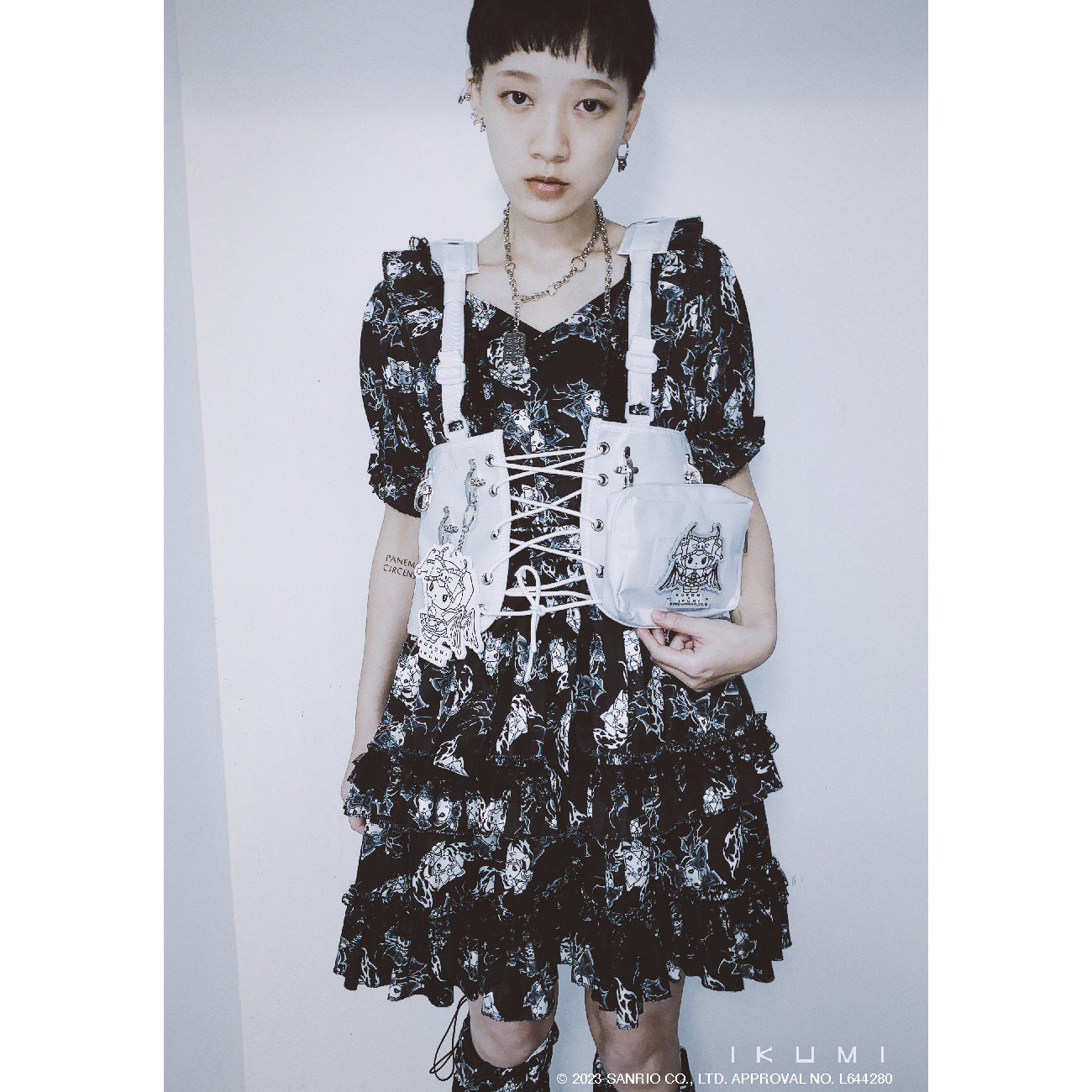 KUROMI×IKUMI CORSET BAG