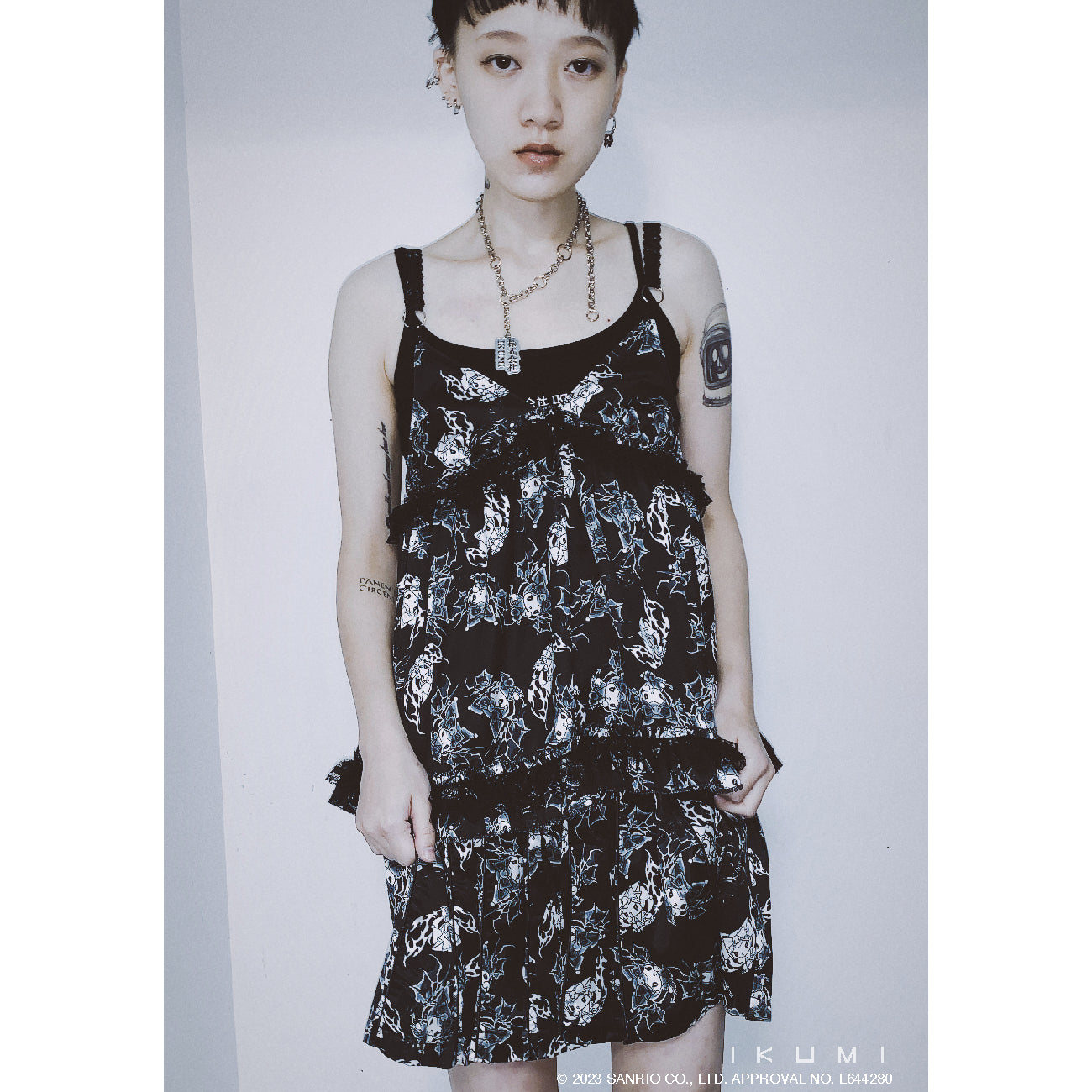 KUROMI×IKUMI MINI SKIRT