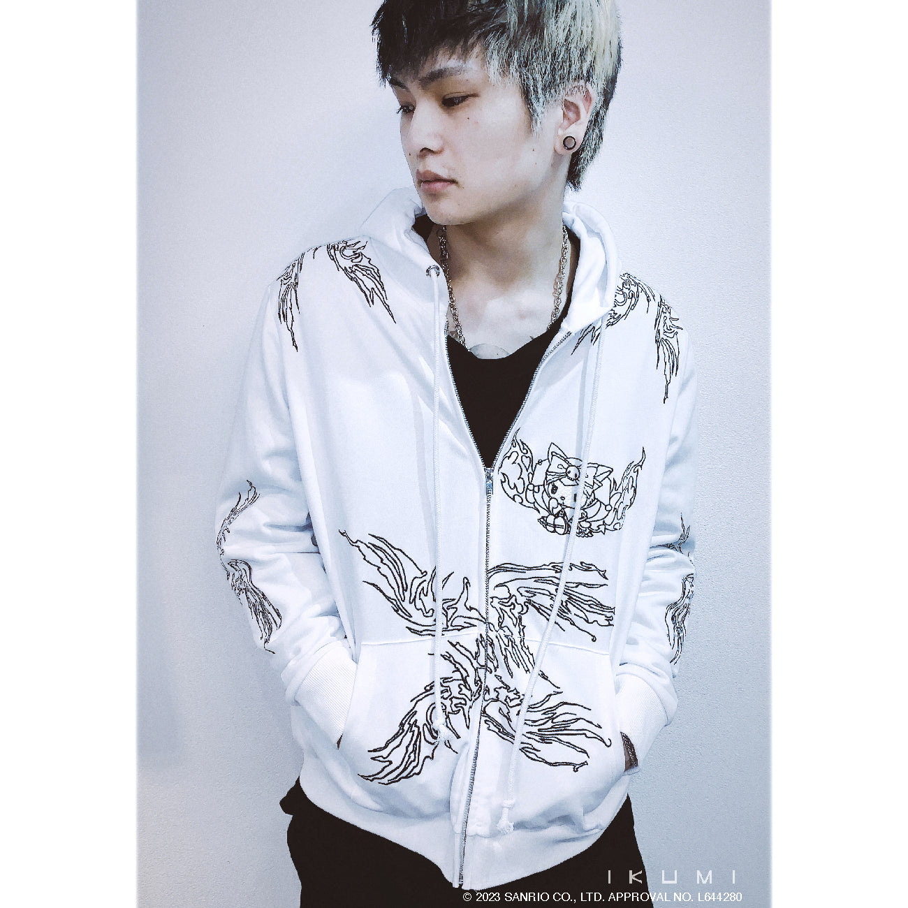 KUROMI×IKUMI HOODIE