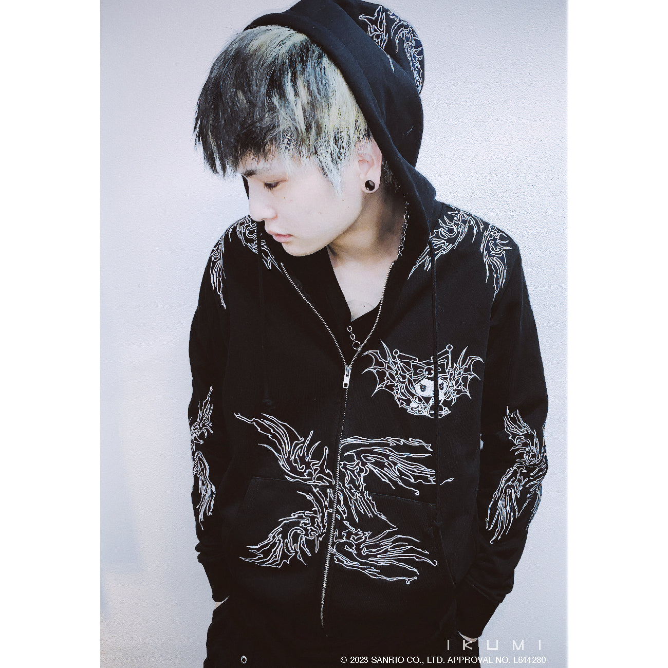 KUROMI×IKUMI HOODIE