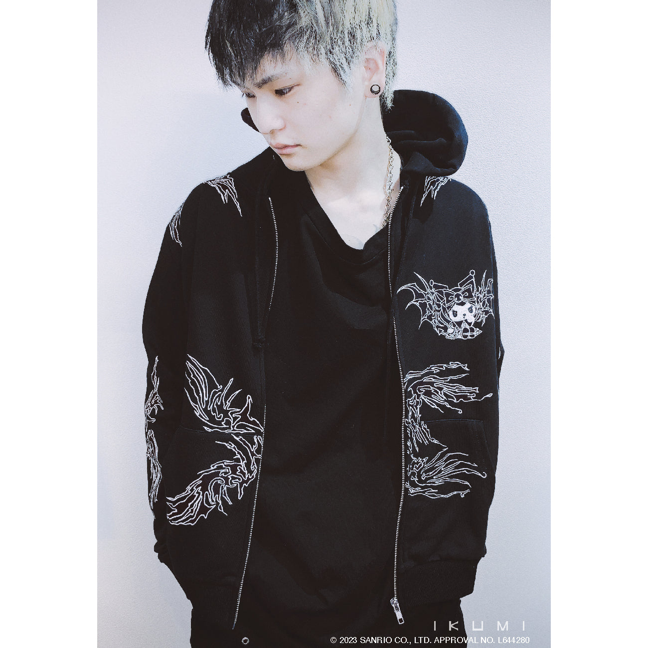 KUROMI×IKUMI HOODIE