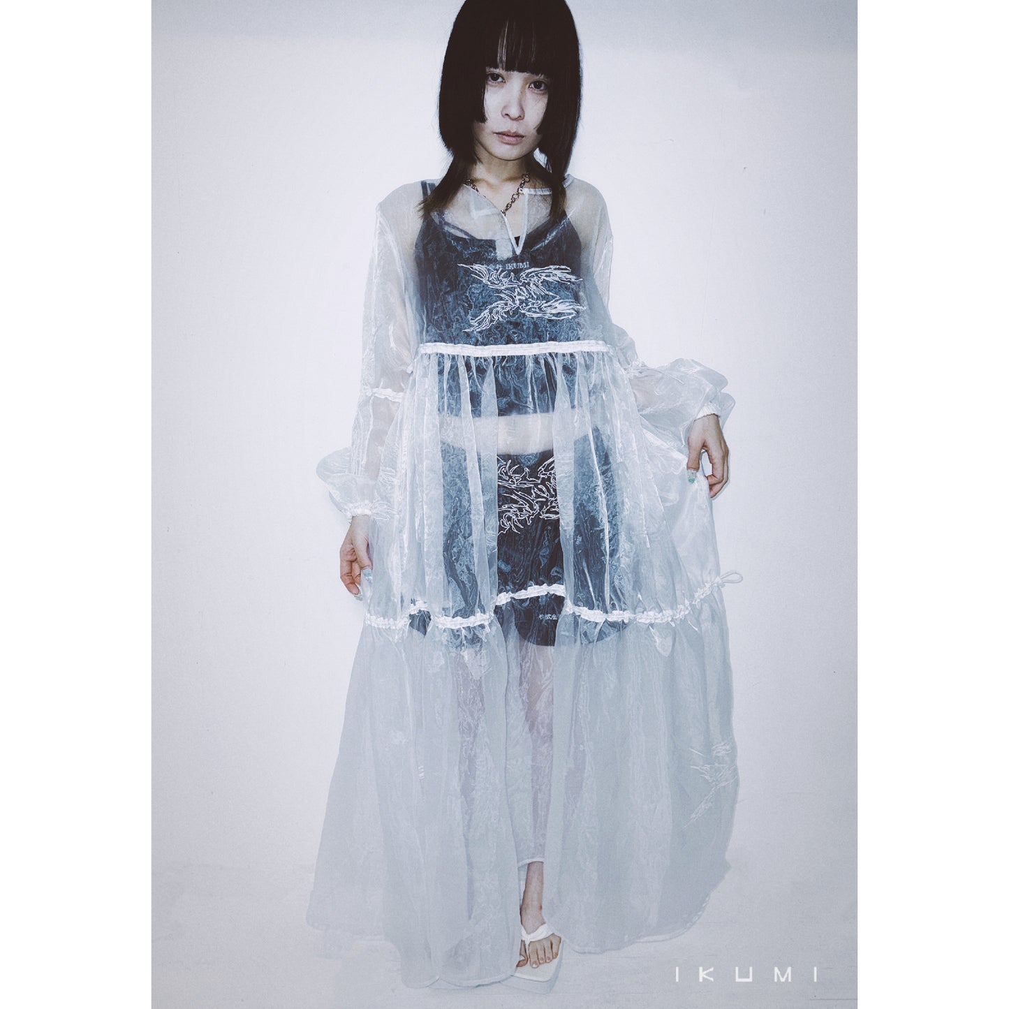 IKUMI INCORPORATED SHORT PANTS