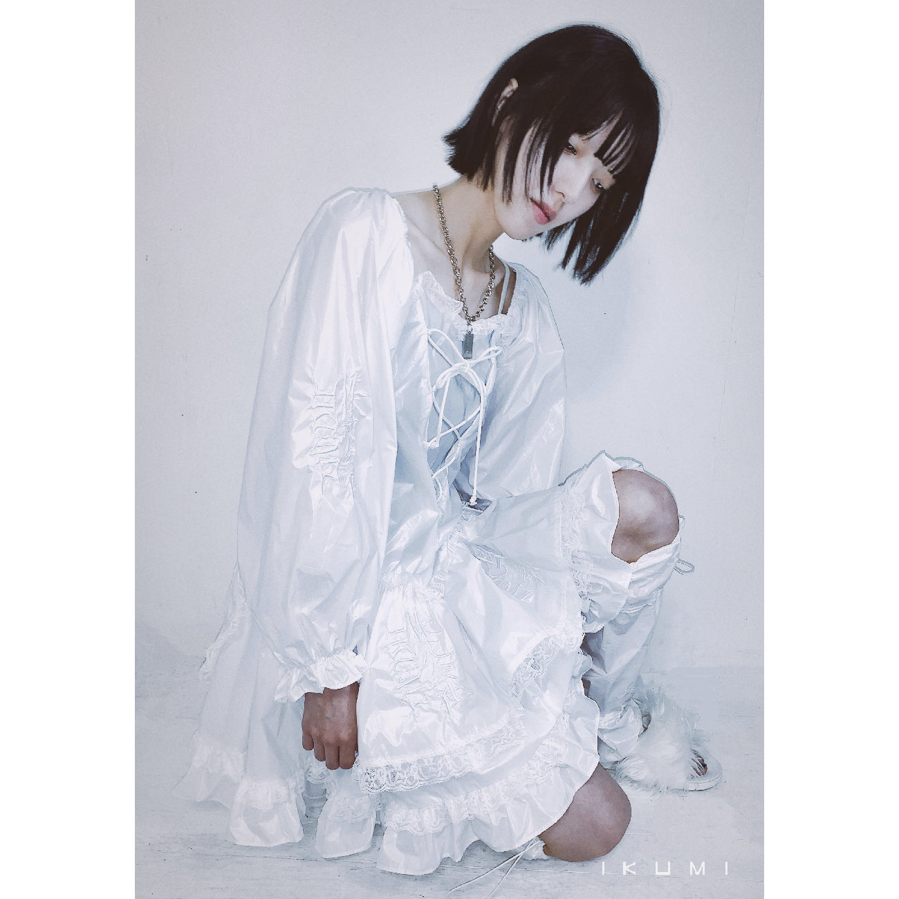 NYLON LONGSLEVE ONEPIECE