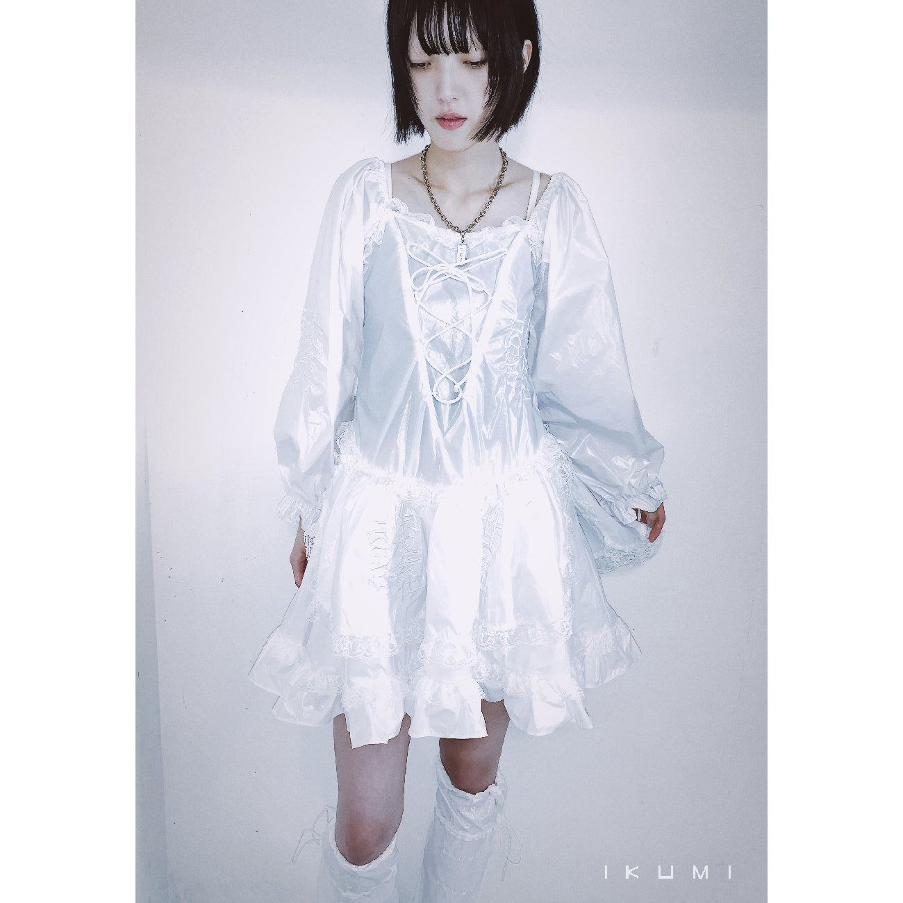 NYLON LONGSLEVE ONEPIECE