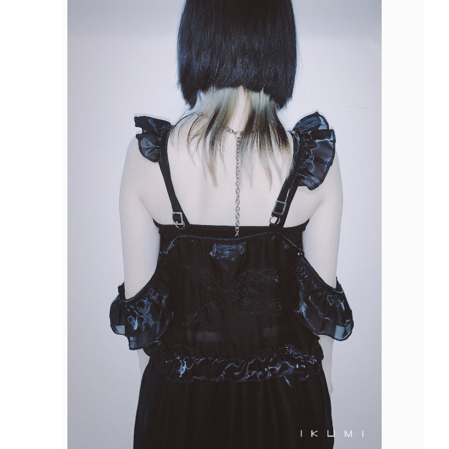 OFF SHOULDER SMOKE DRESS