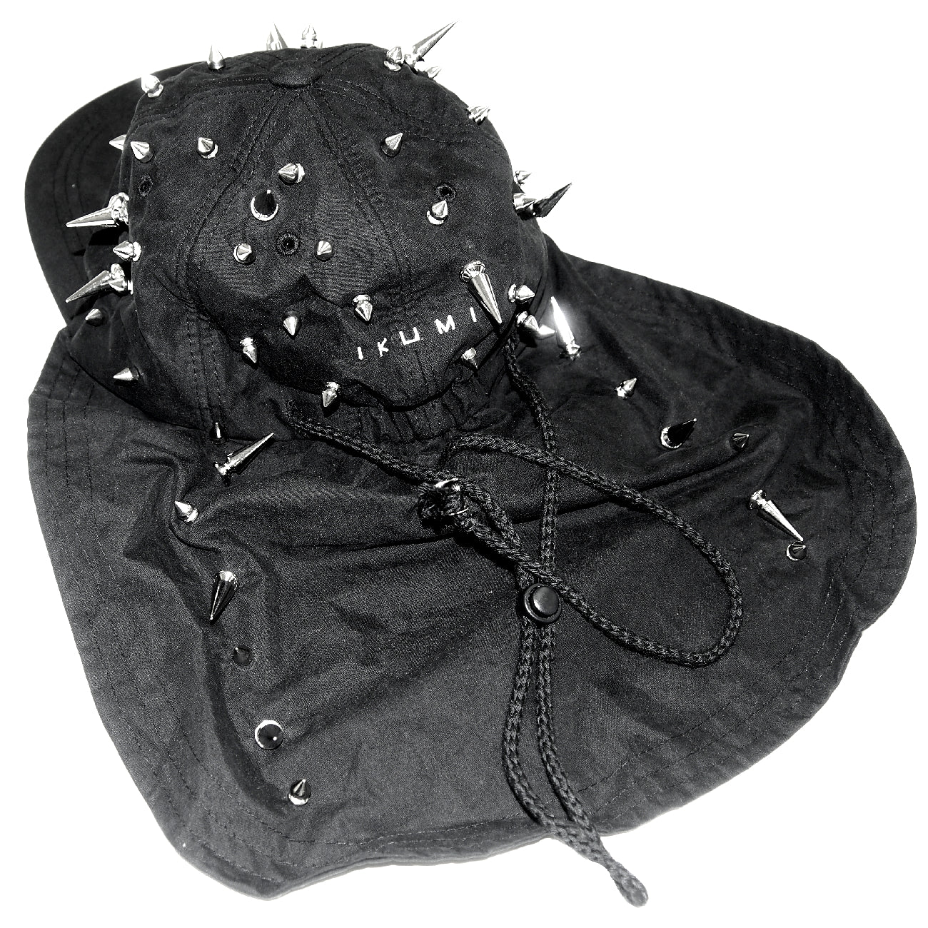 STUDDED CAP