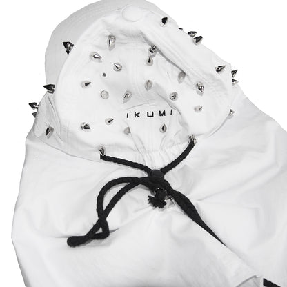 STUDDED CAP