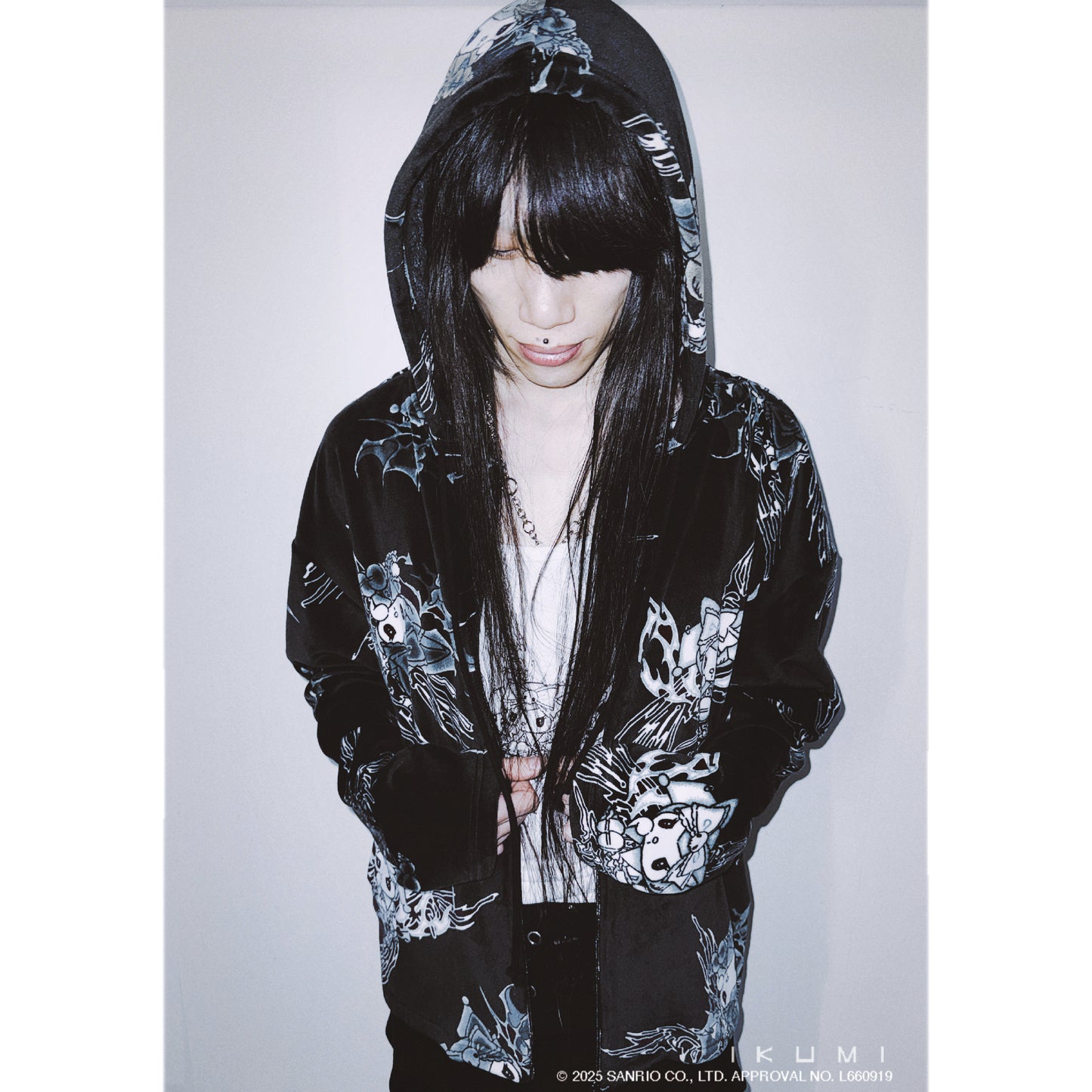 KUROMI×IKUMI FLEECE HOODIE