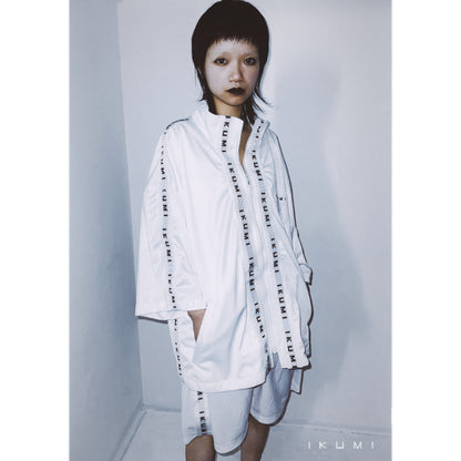 ［IKUMI Co., Ltd. TEN YEAR ANNIVERSARY FOURTH PRODUCT](Super)IKUMI JERSEY SHORT JACKET