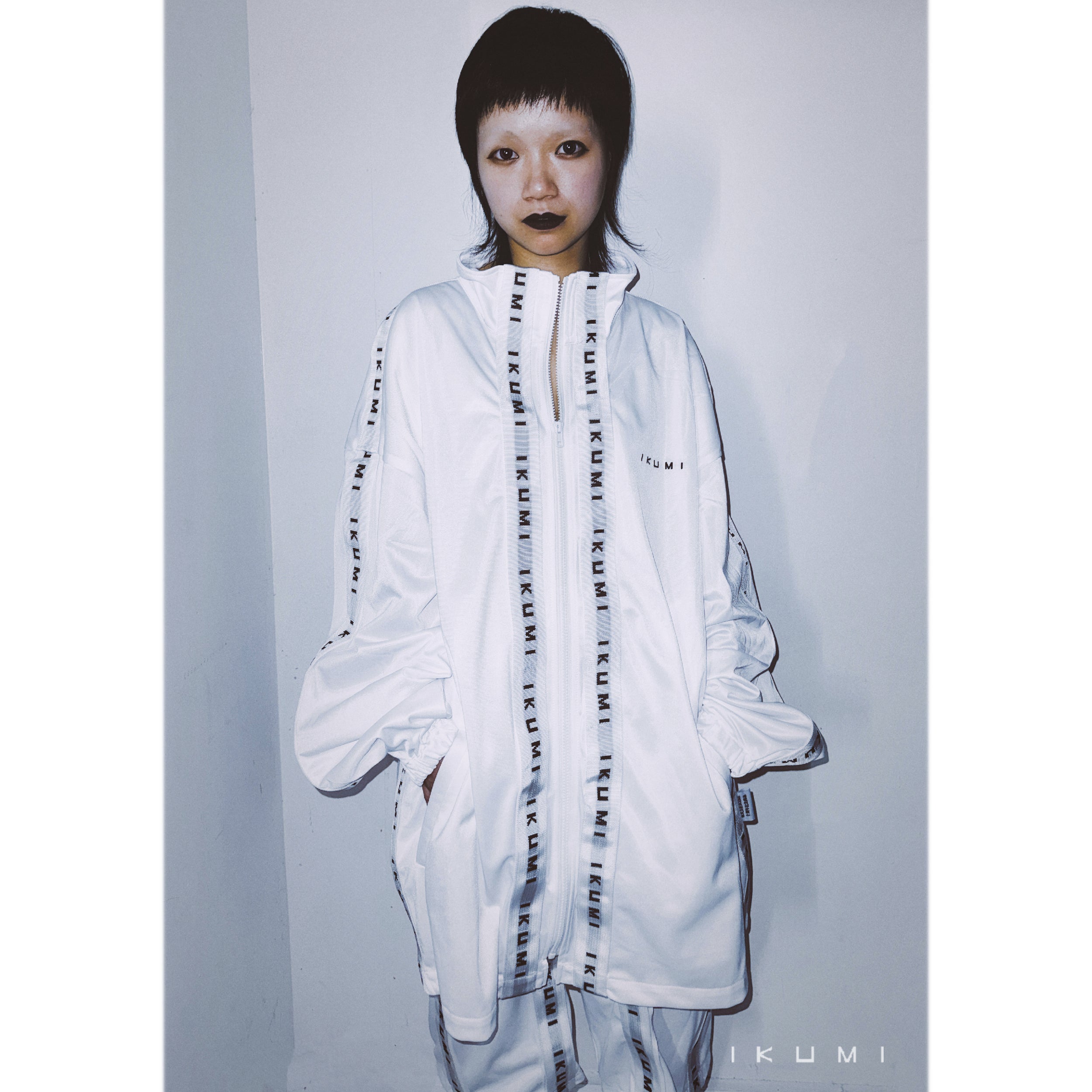 JACKETS – IKUMI