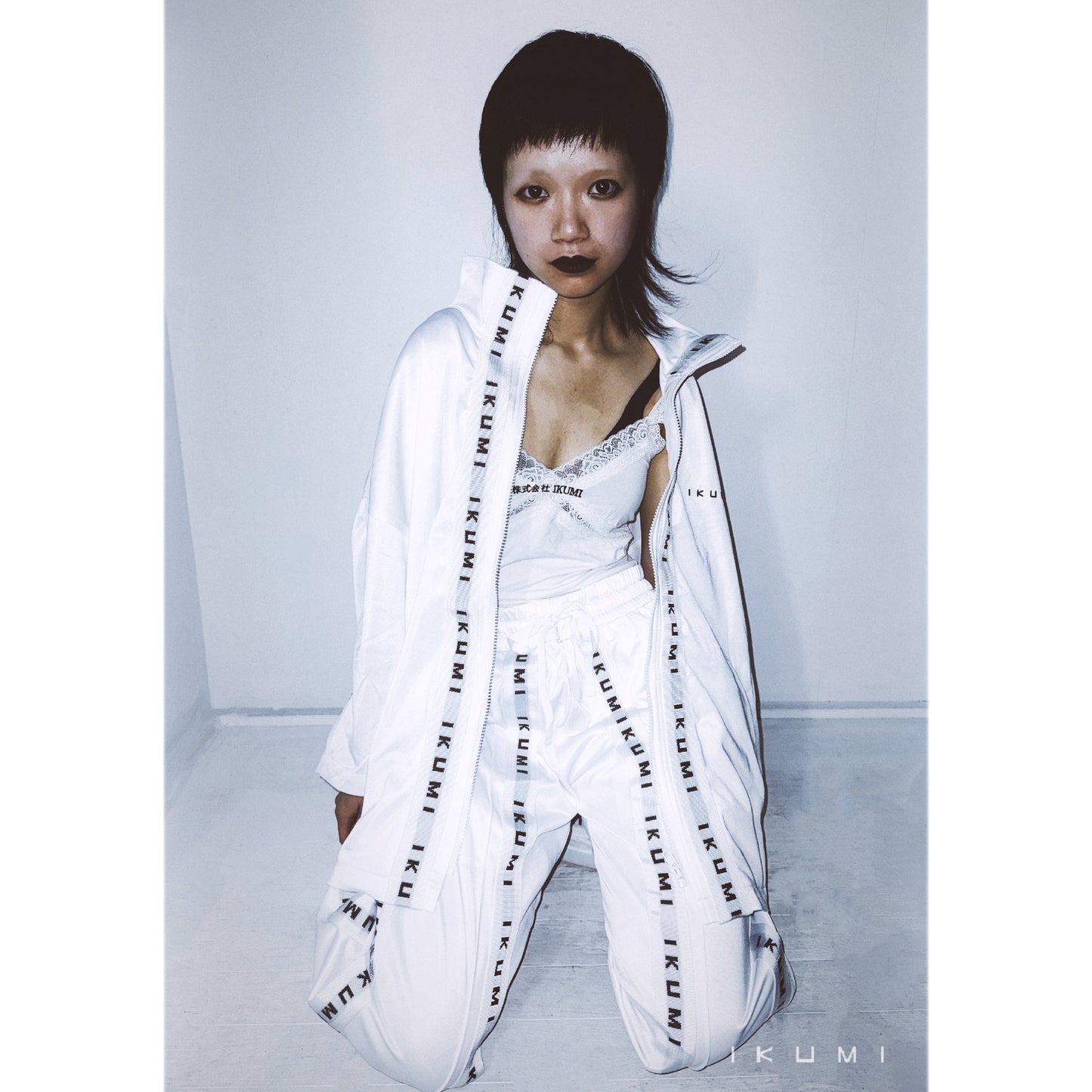 ［IKUMI Co., Ltd. TEN YEAR ANNIVERSARY FOURTH PRODUCT](Super)IKUMI JERSEY SHORT JACKET