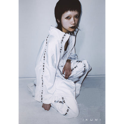 ［IKUMI Co., Ltd. TEN YEAR ANNIVERSARY FOURTH PRODUCT](Super)IKUMI JERSEY SHORT JACKET