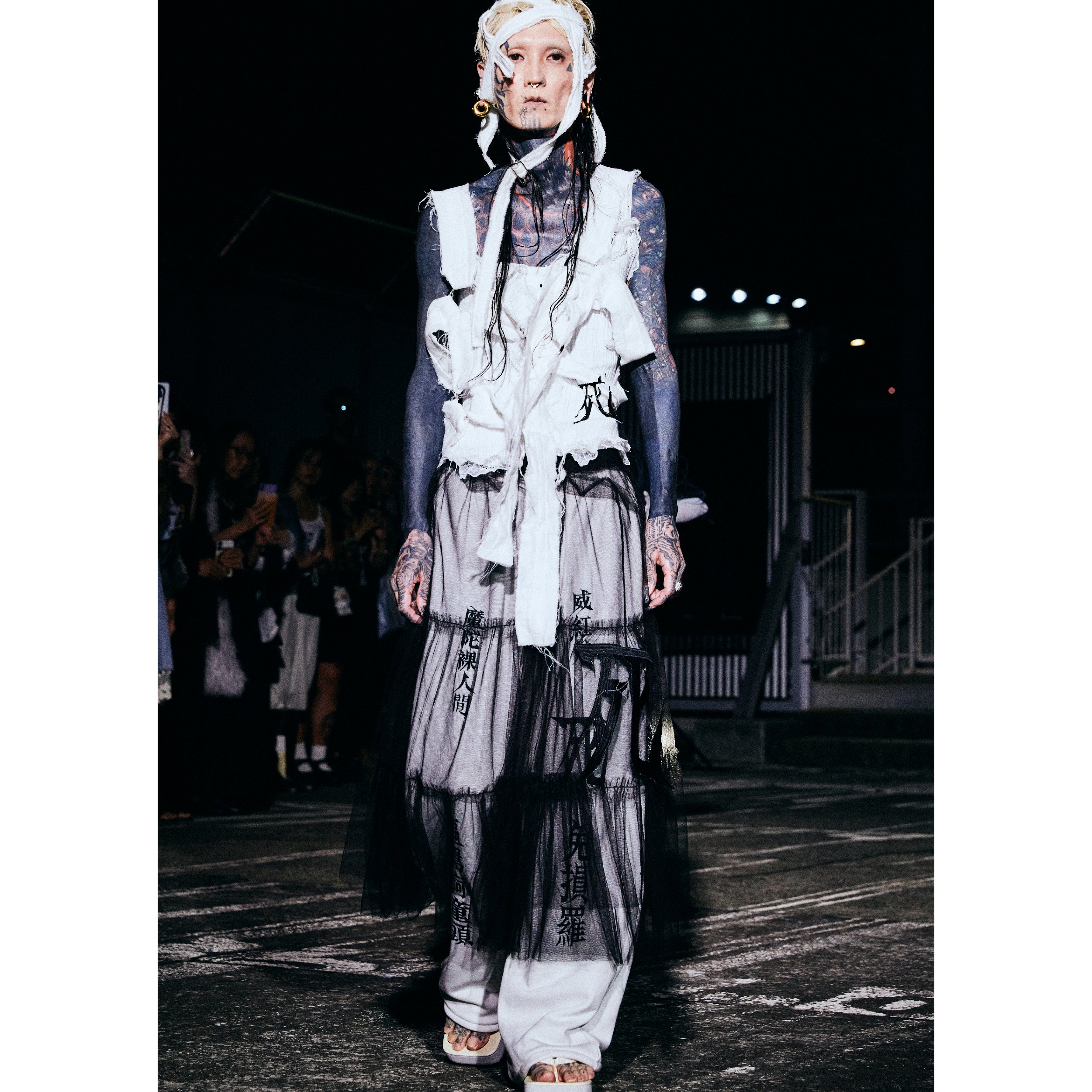 トップス Ikumi IKUMI