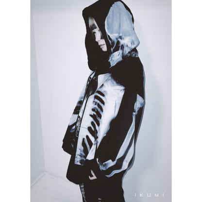 ［十周年企画第一弾商品］XRAY ZIP HOODIE