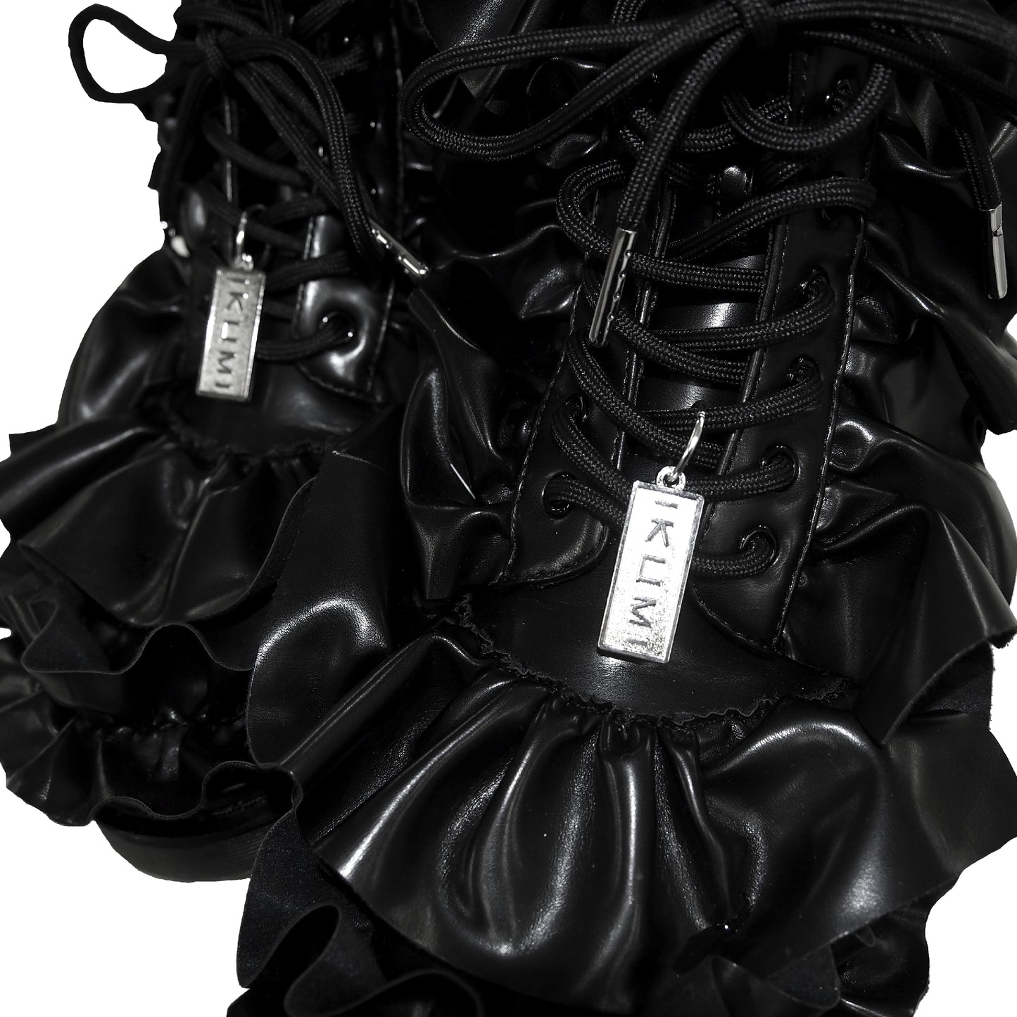 IKUMI×MADARANINGEN FRILL BOOTS