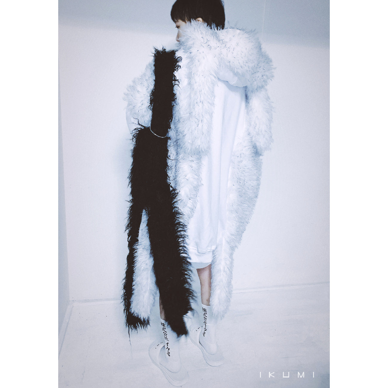 FUR BIG ZIP HOODIE