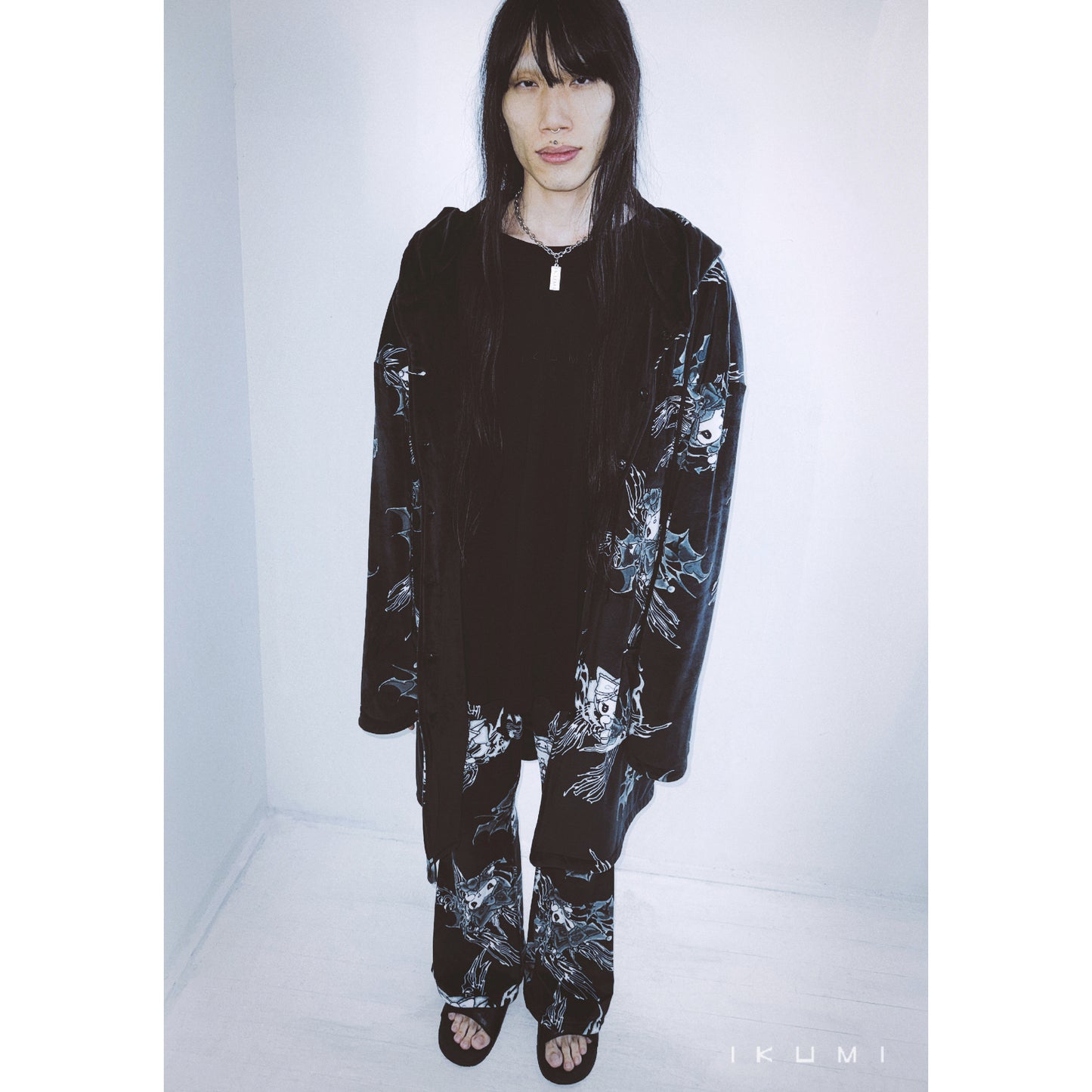 KUROMI×IKUMI FREECE REVERSIBLE GOWN