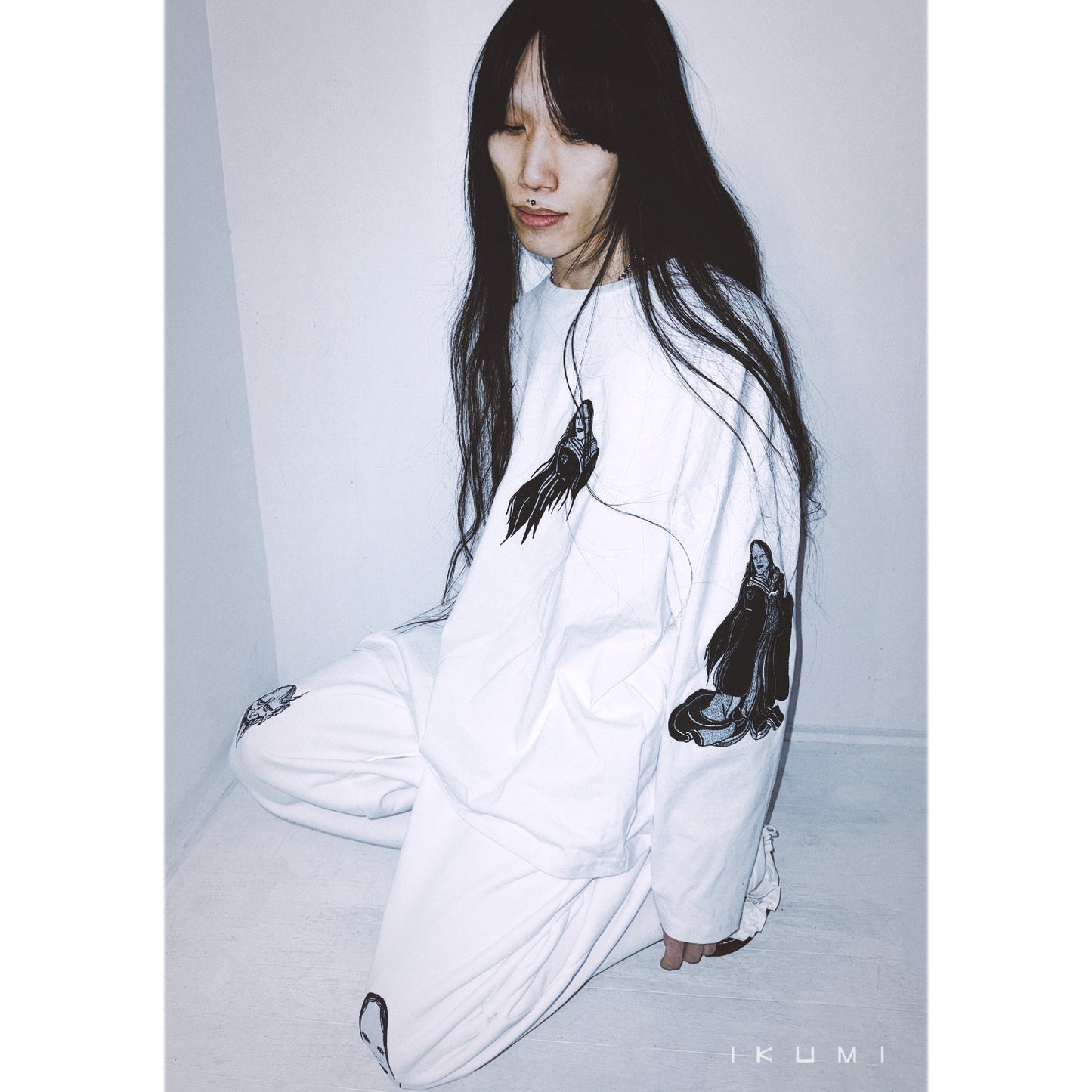 SCATTERED NOH MASKS SWEAT PANTS