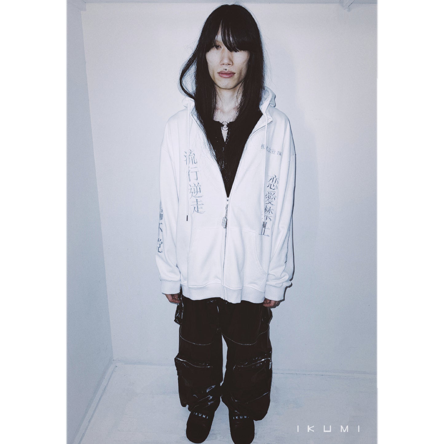 COMPANY PROFILE ZIP HOODIE