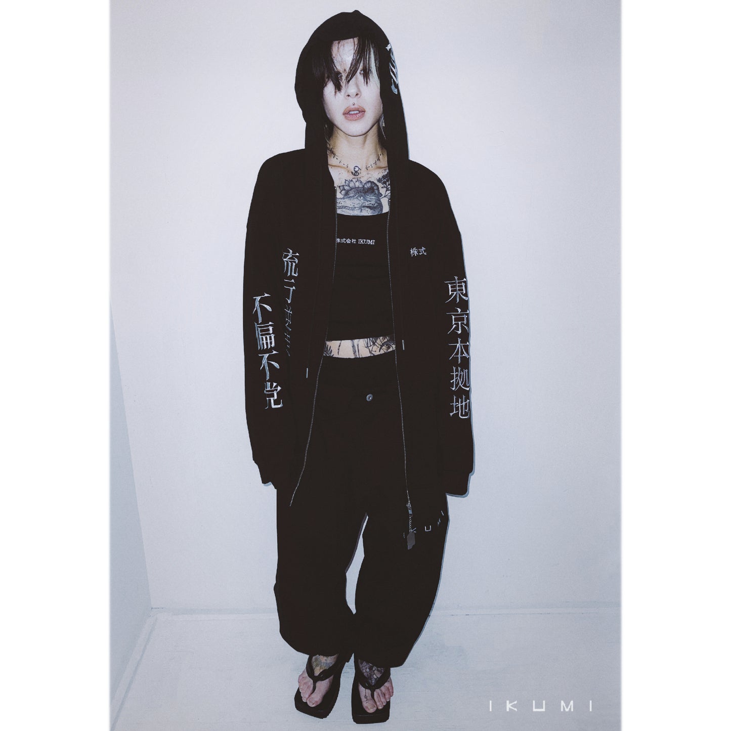 会社概要 ZIP HOODIE