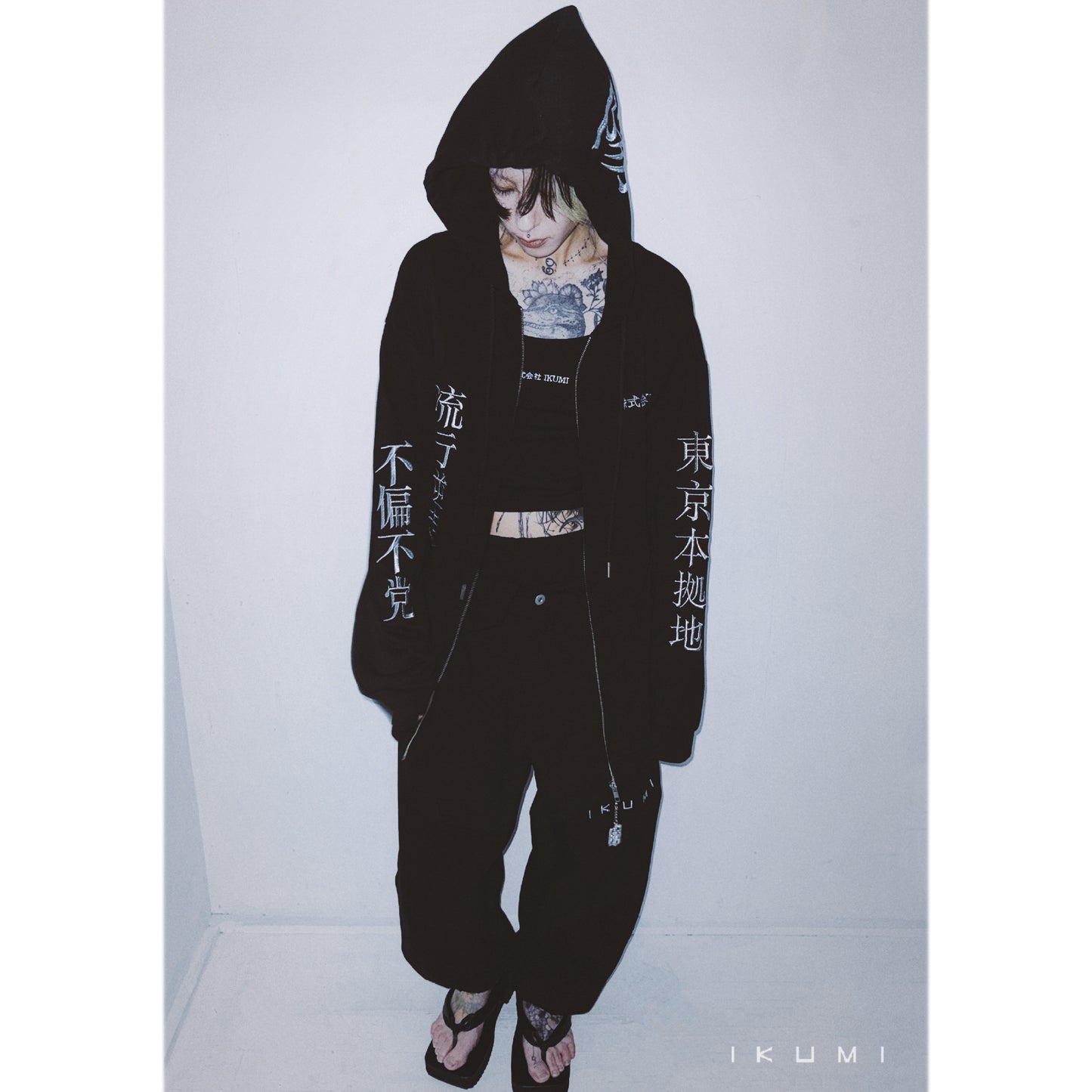 会社概要 ZIP HOODIE