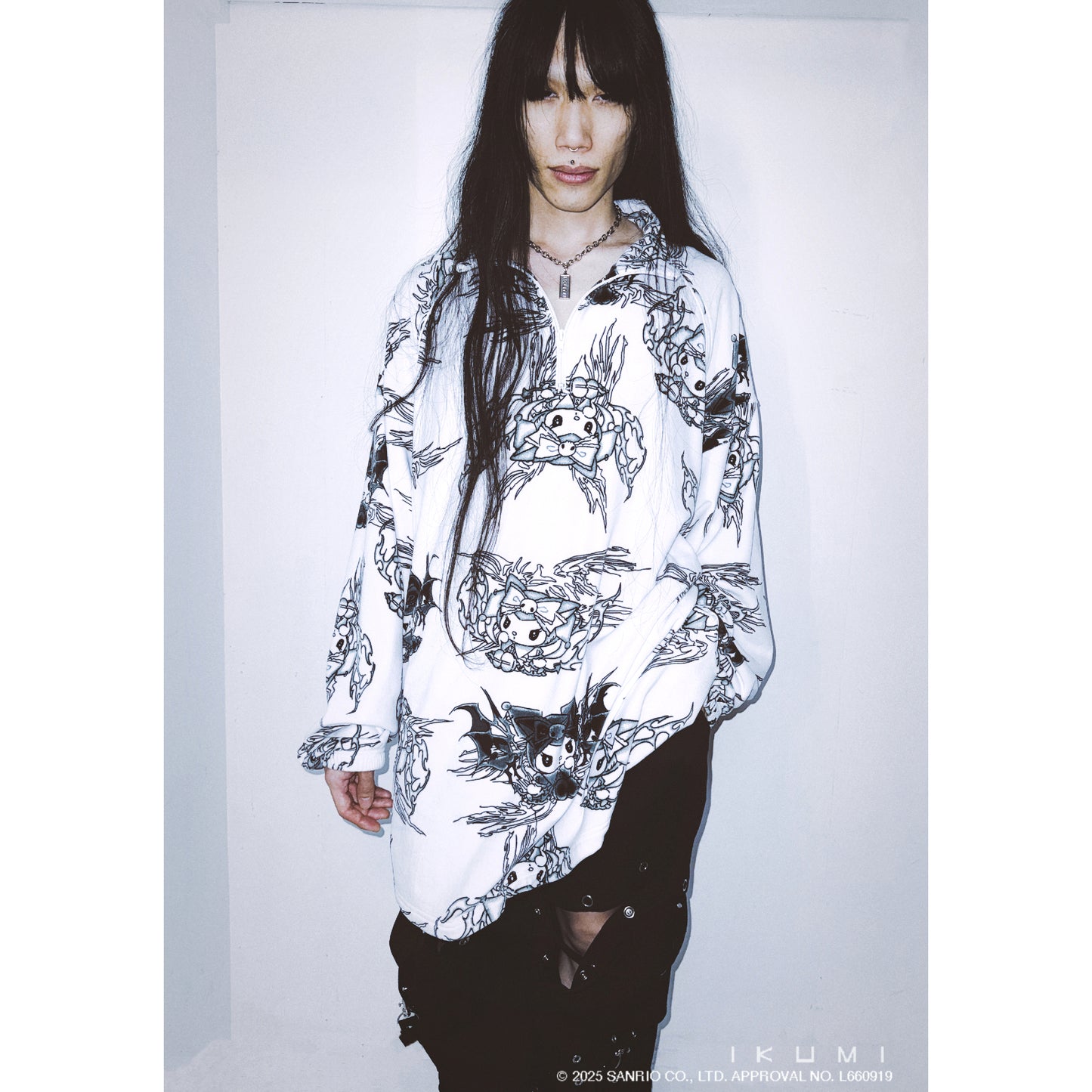 KUROMI×IKUMI FREECE PULLOVER