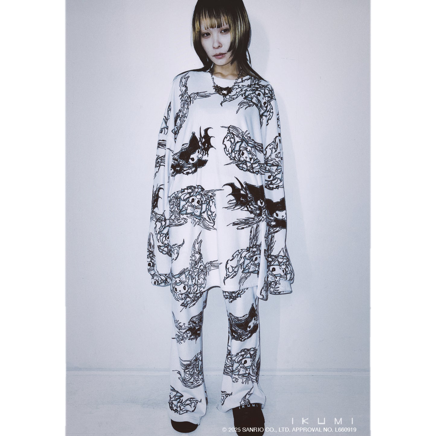 KUROMI×IKUMI FREECE FLARE PANTS