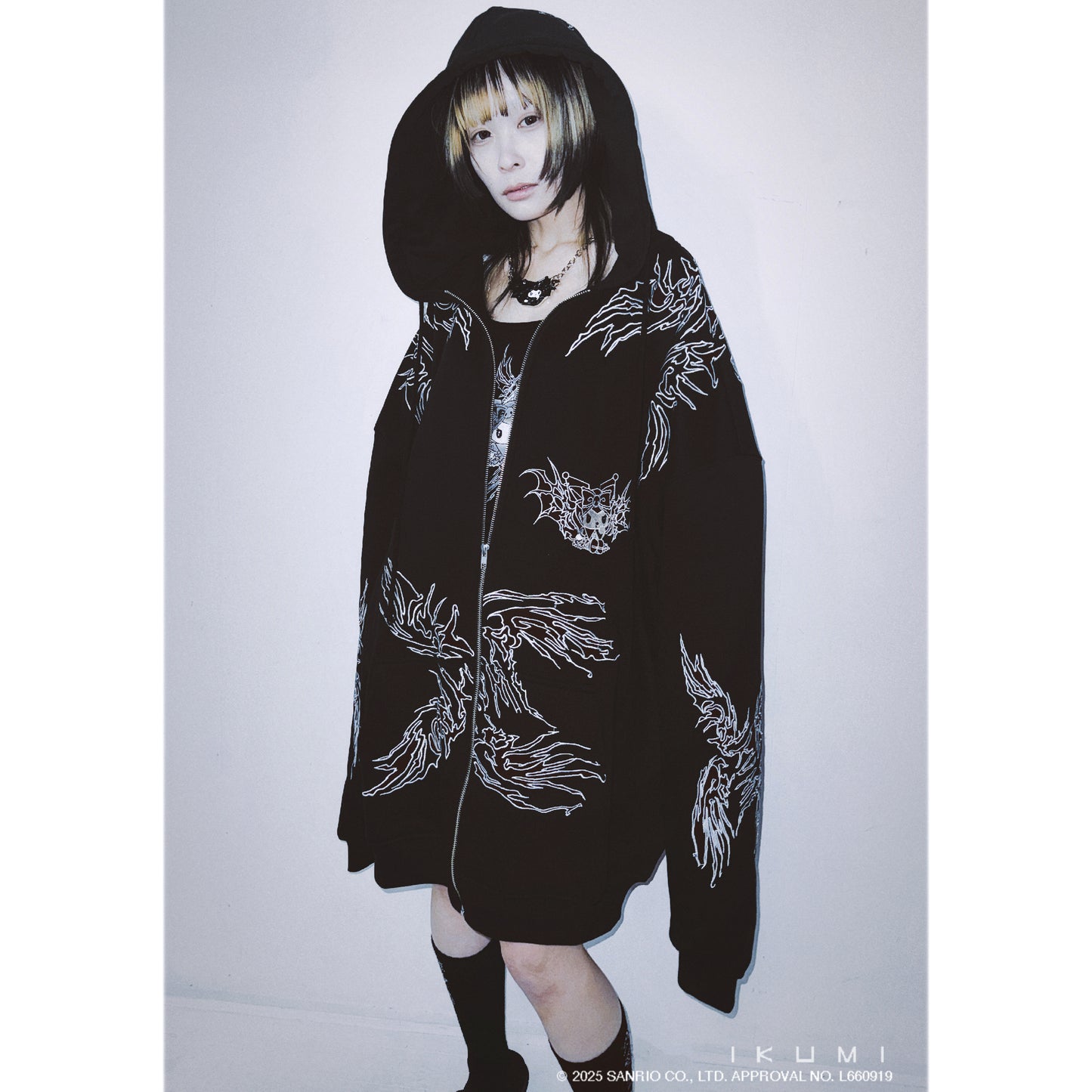 KUROMI×IKUMI BIG HOODIE