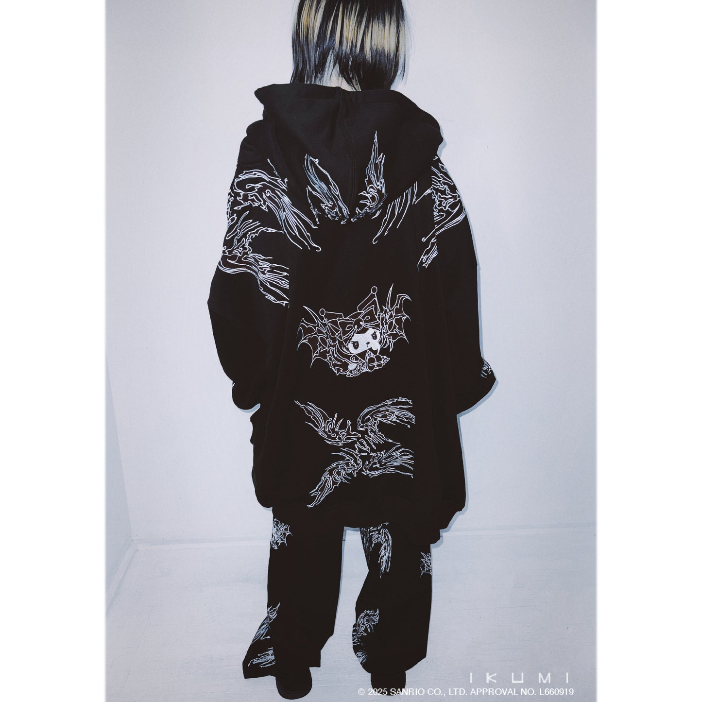 KUROMI×IKUMI SWEAT PANTS