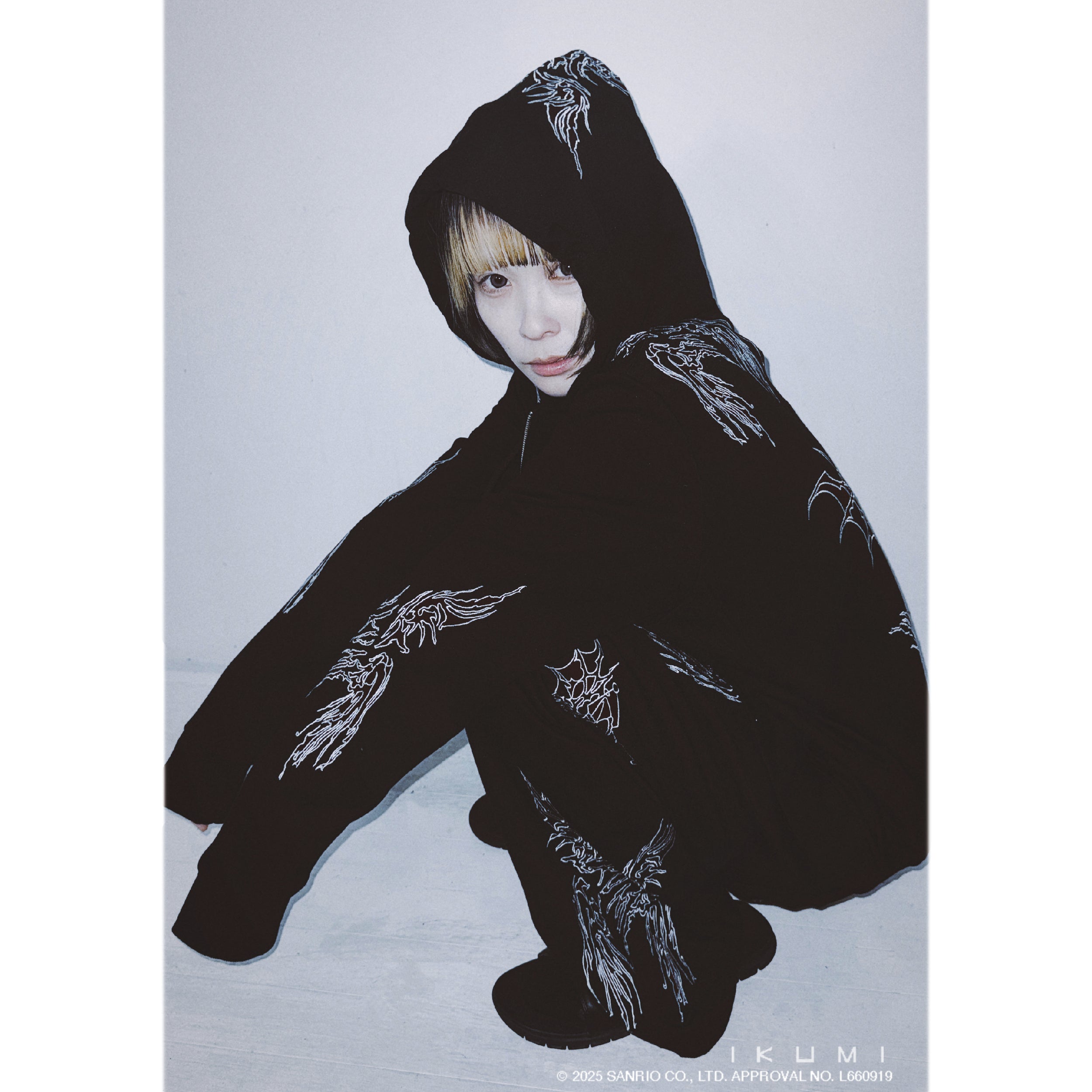 KUROMI×IKUMI HOODIE