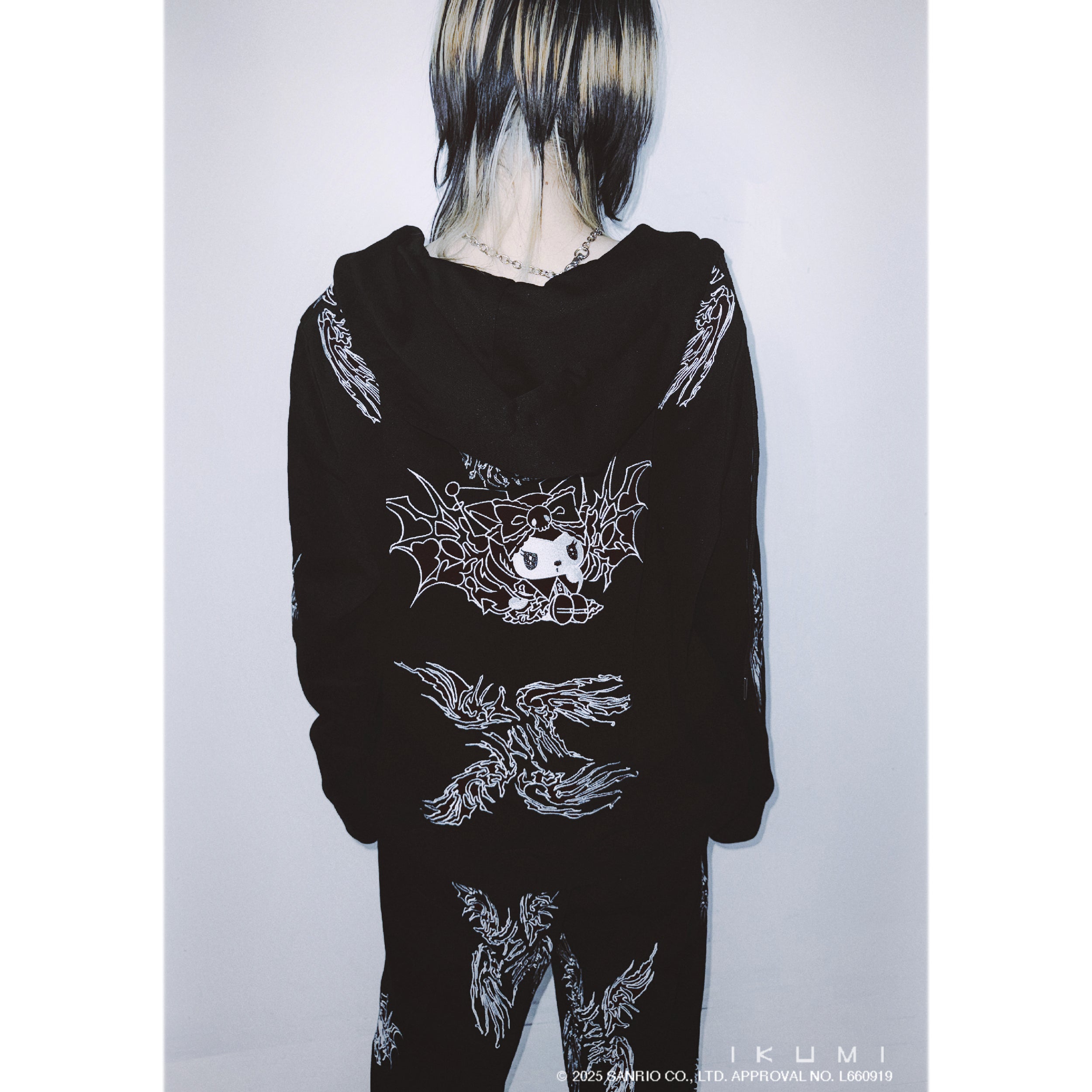 KUROMI×IKUMI HOODIE